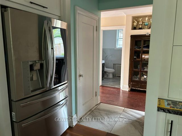 6054 Corwin Avenue Property Photo 5