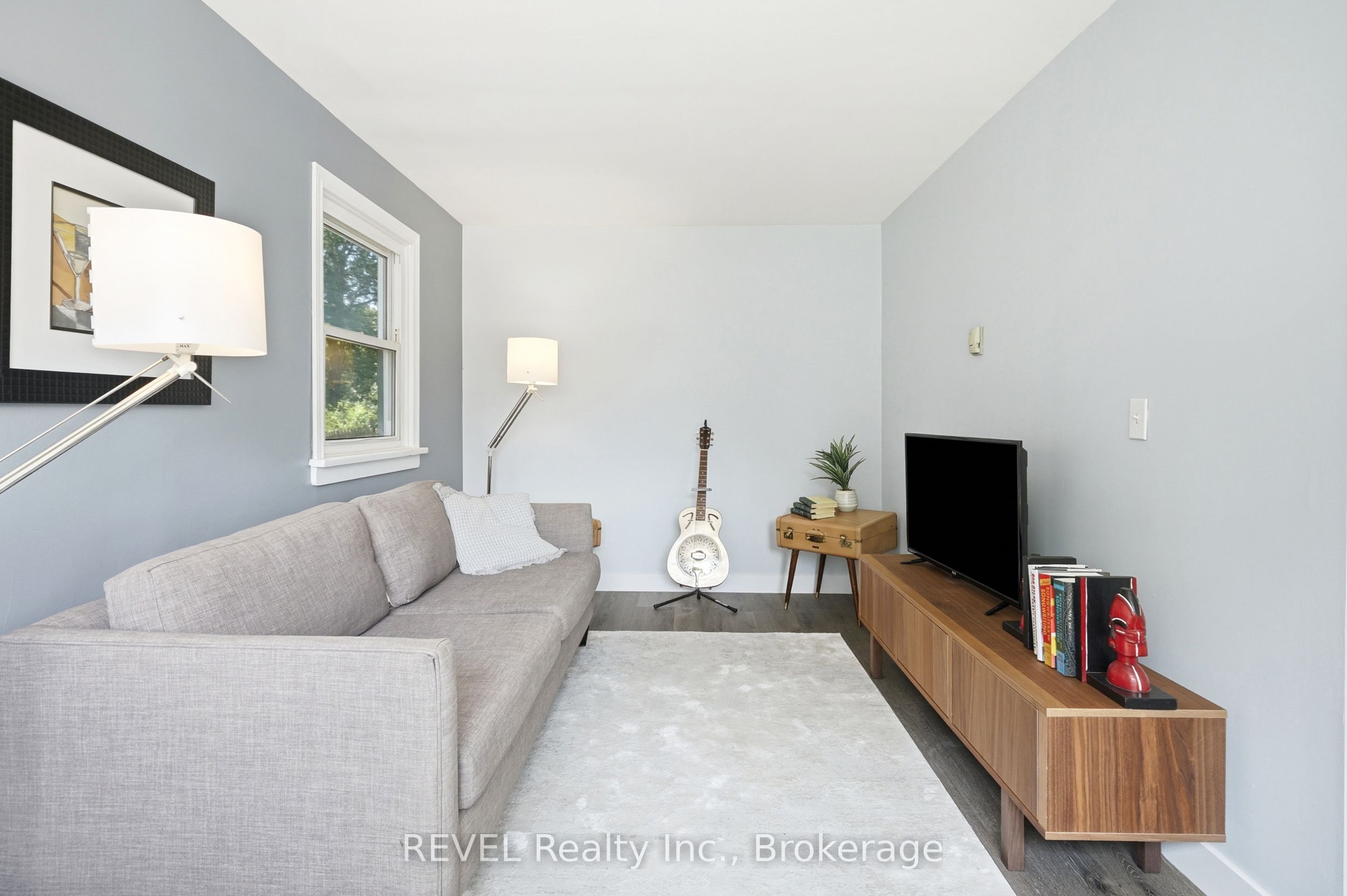 2 Kent Street Property Photo 9