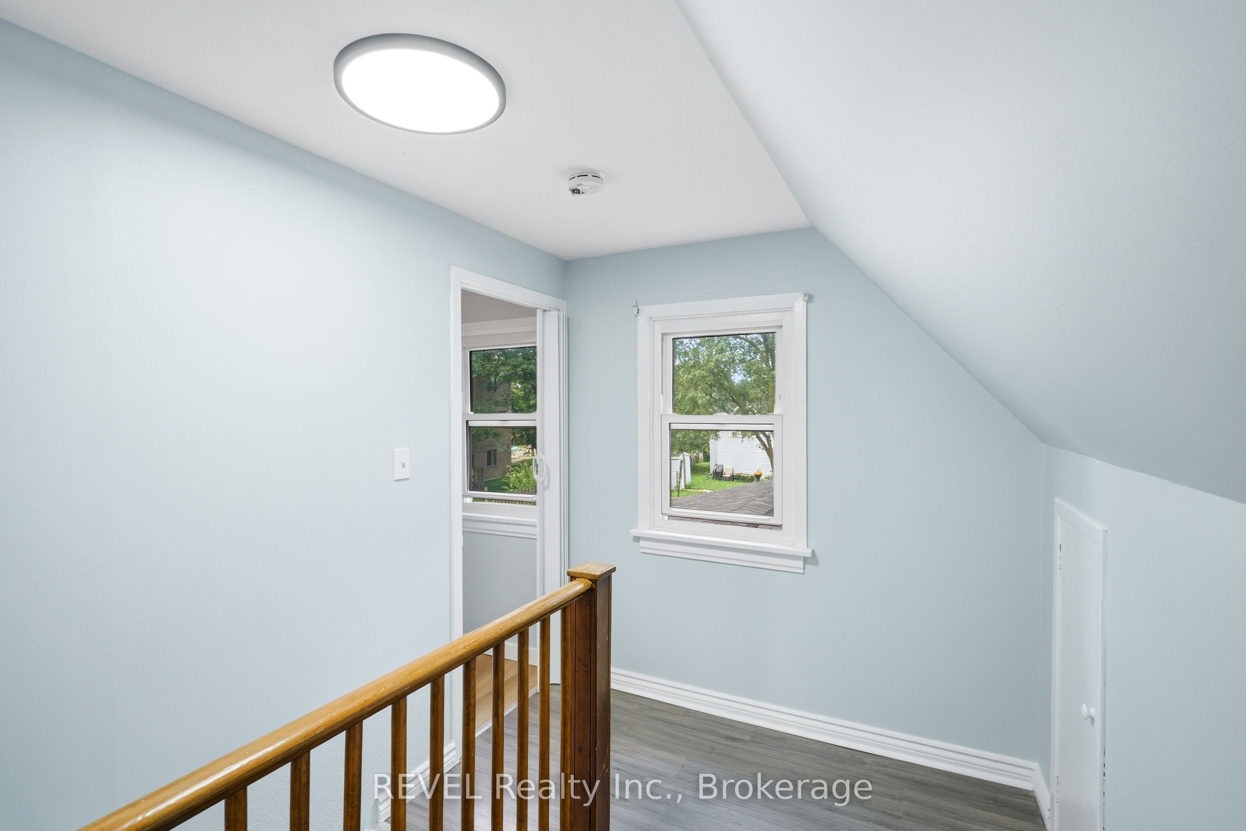 2 Kent Street Property Photo 17