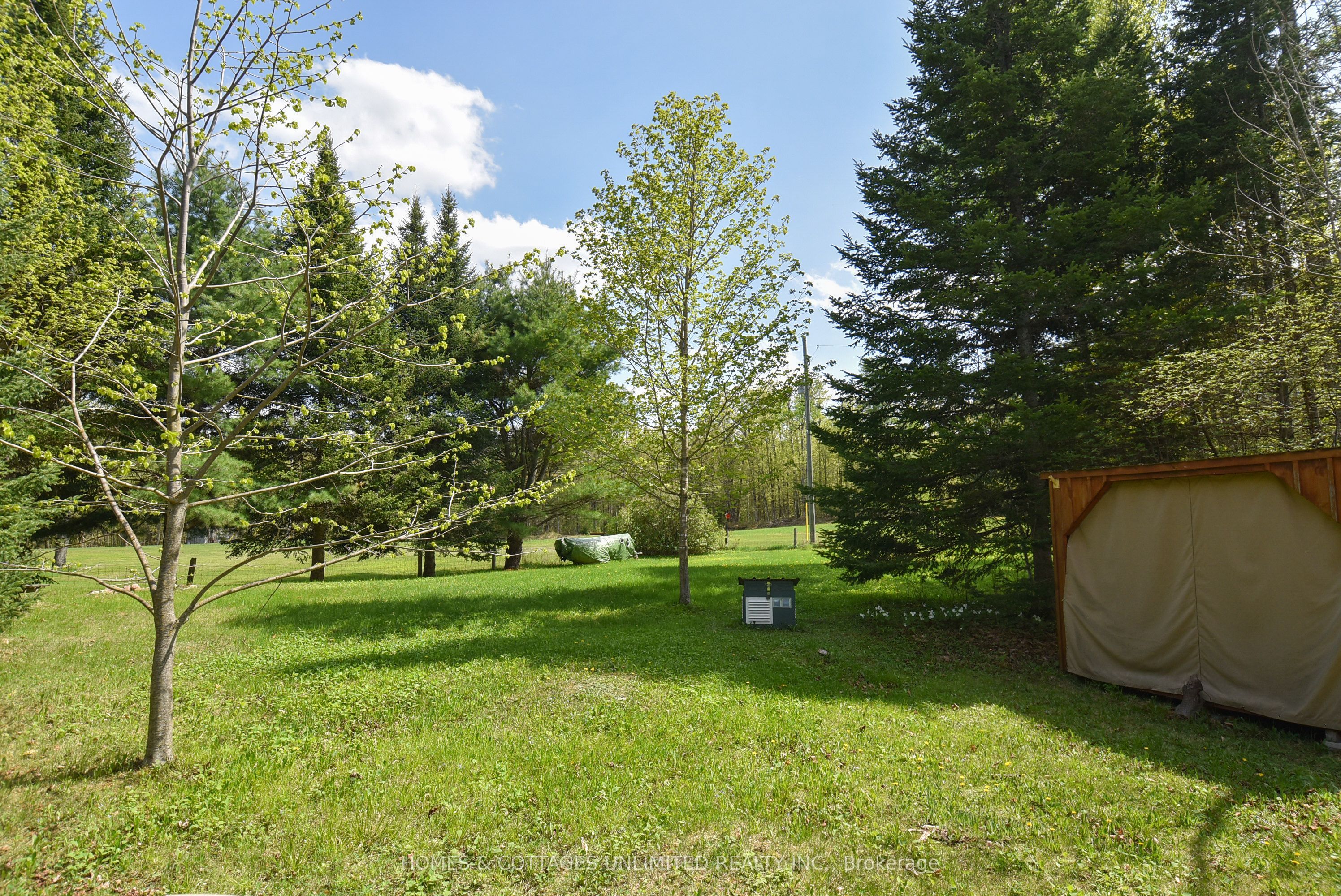 2102 Clyde Lake Lane Property Photo 13