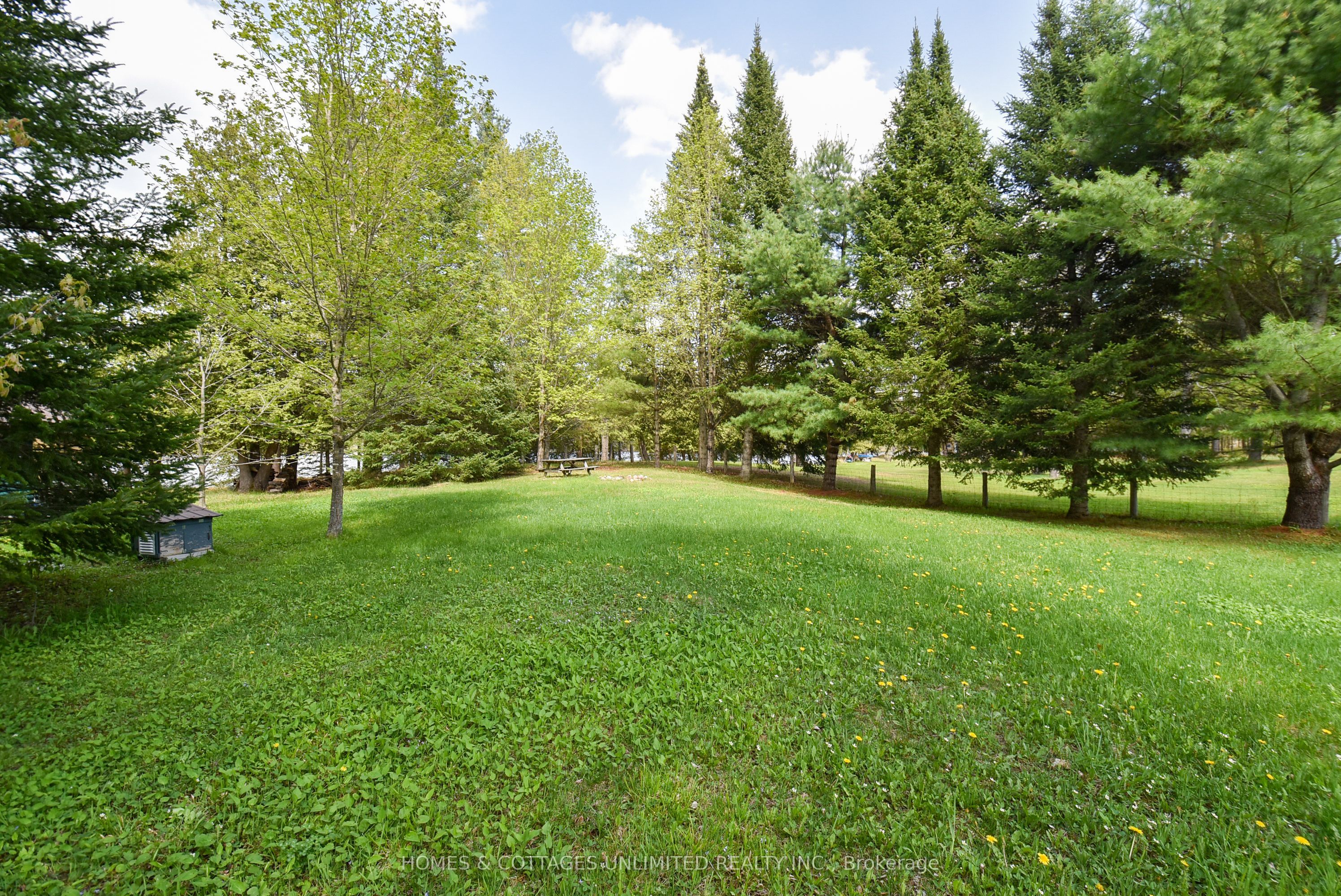 2102 Clyde Lake Lane Property Photo 14