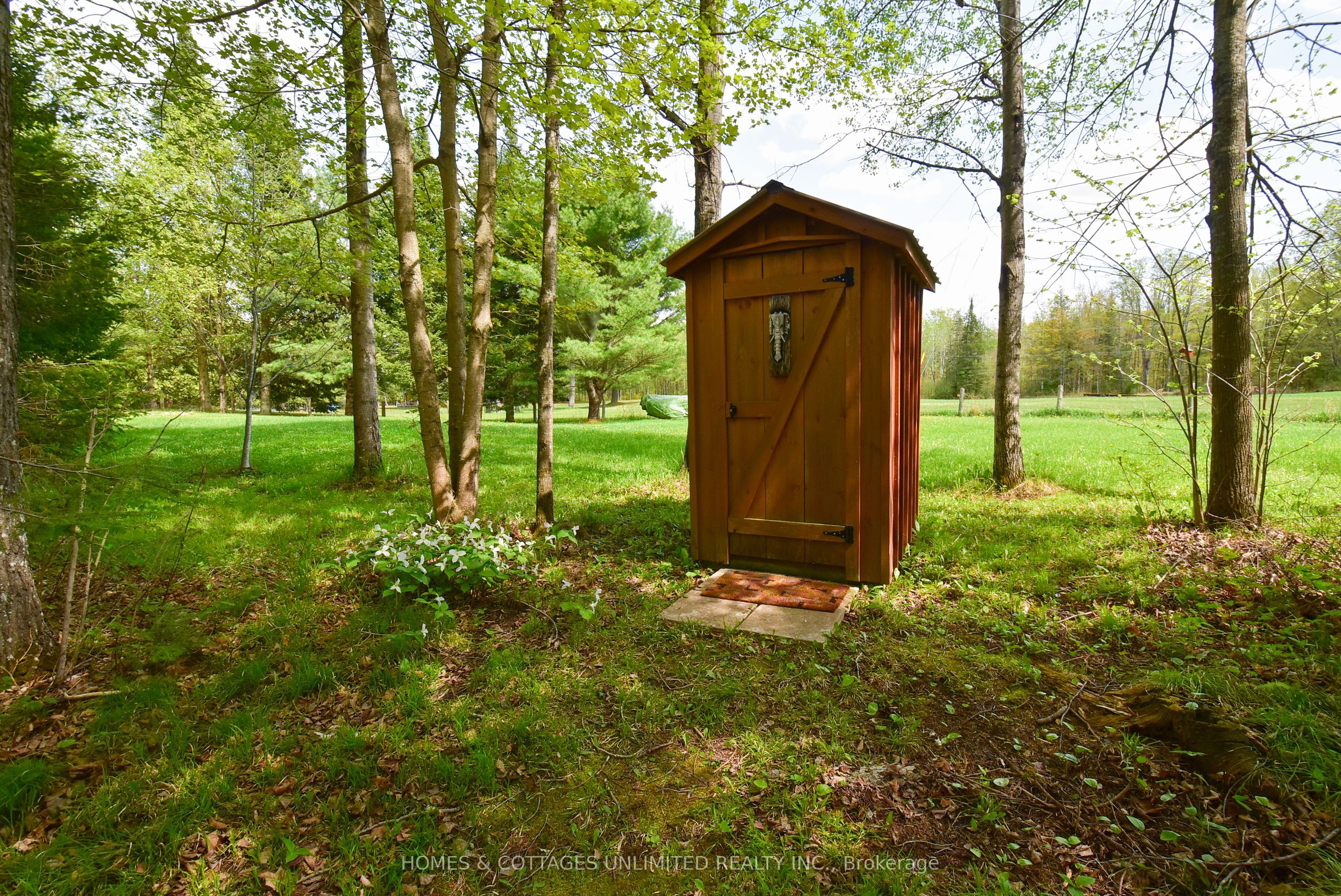 2102 Clyde Lake Lane Property Photo 22