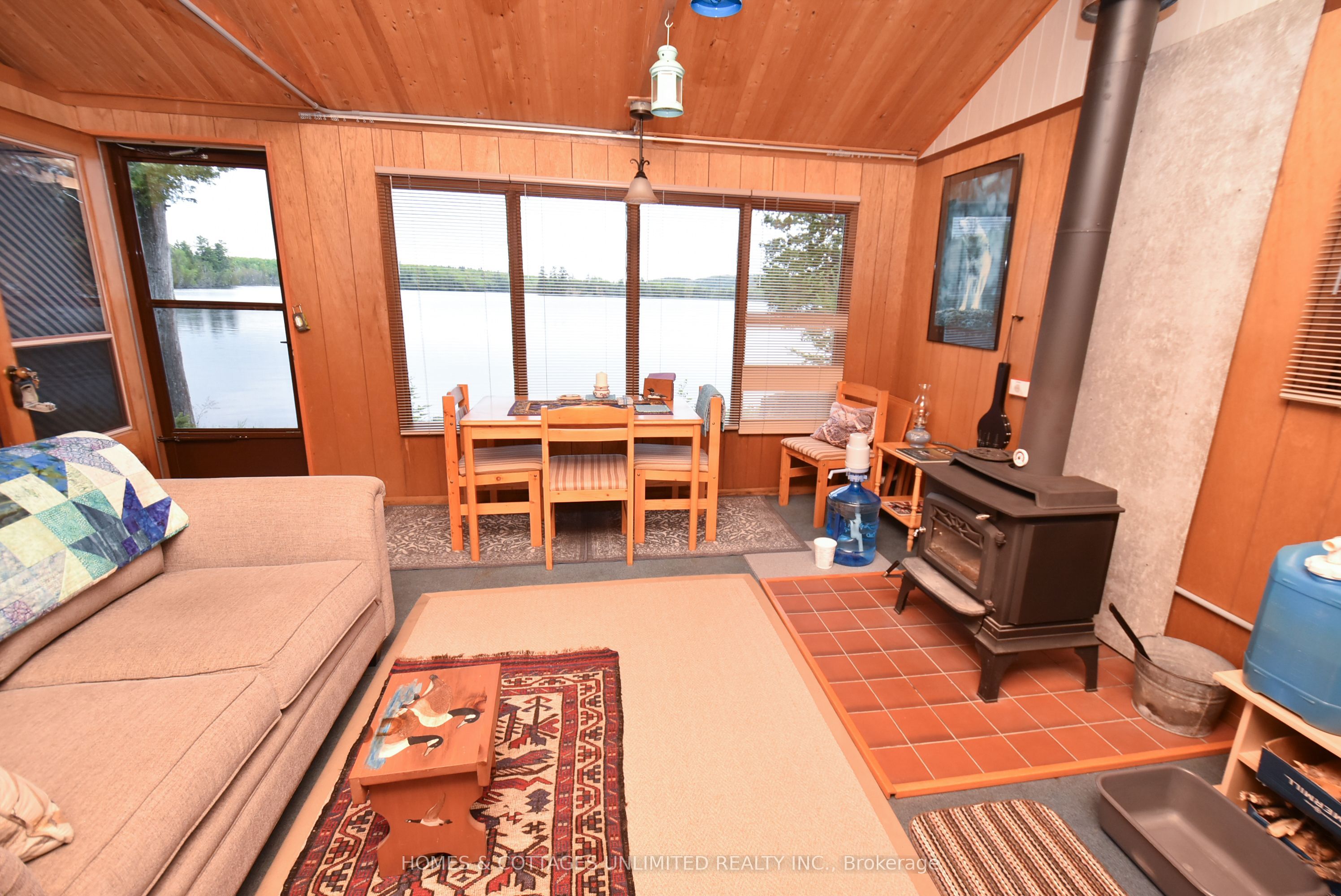 2102 Clyde Lake Lane Property Photo 29