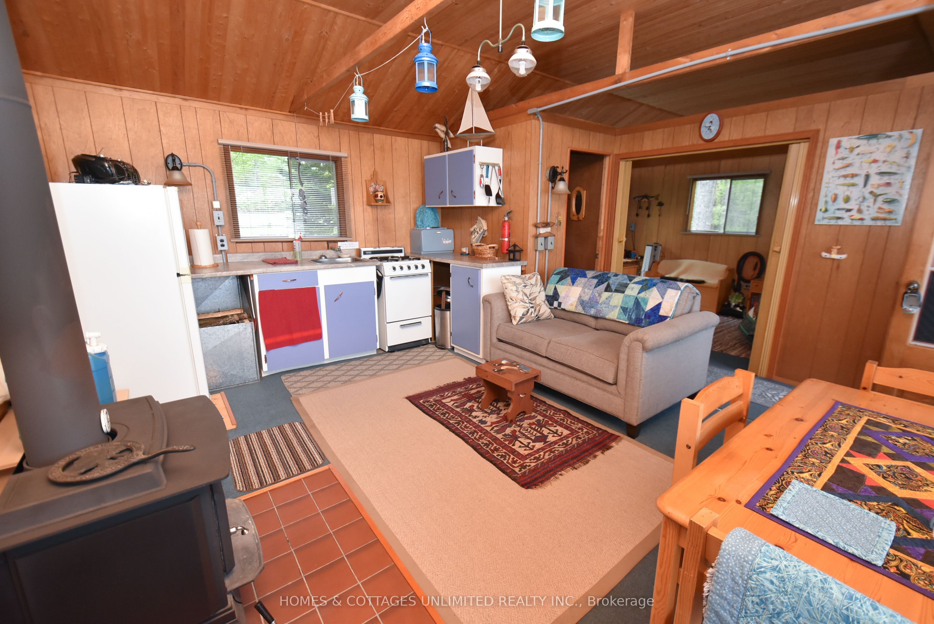 2102 Clyde Lake Lane Property Photo 33