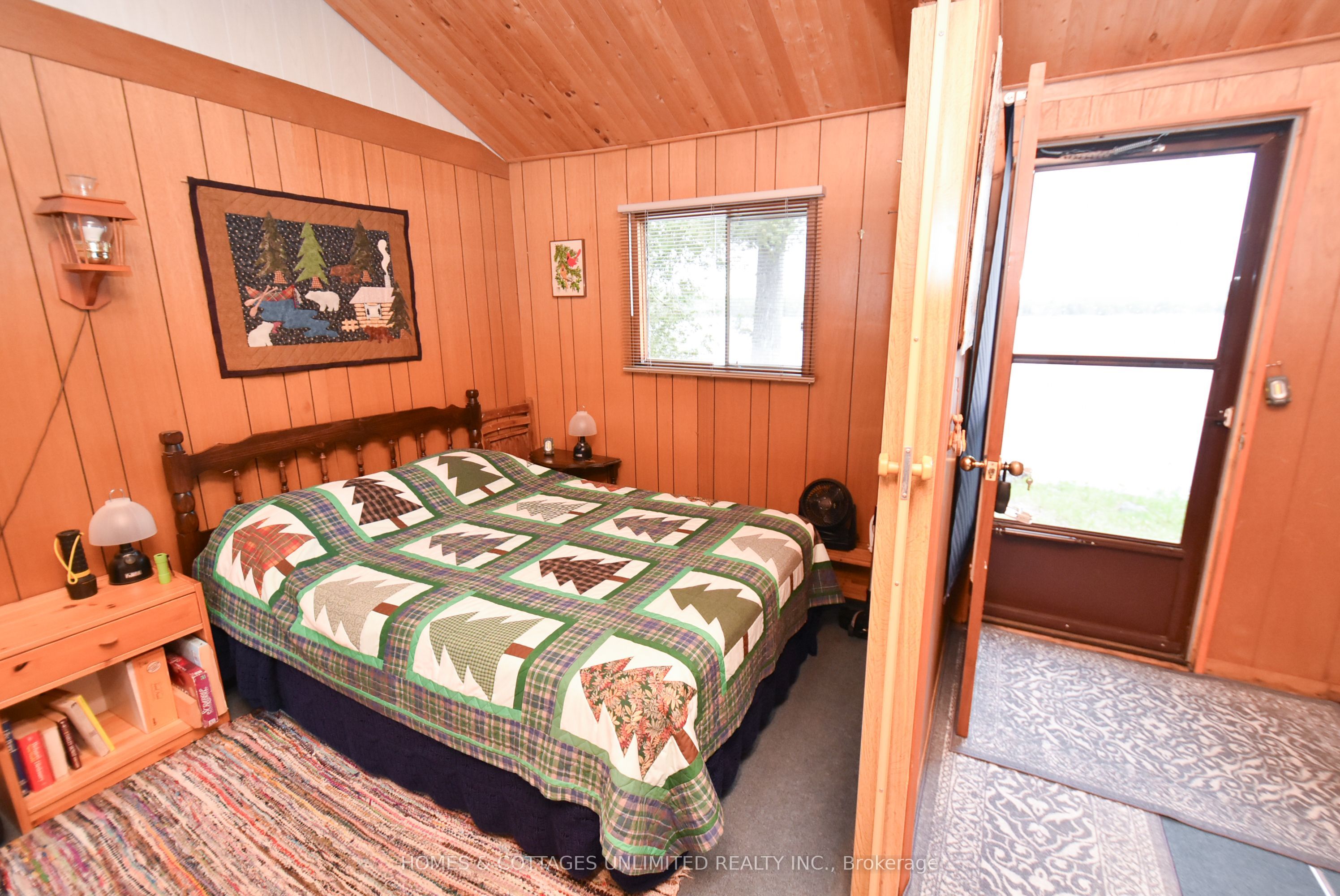 2102 Clyde Lake Lane Property Photo 35