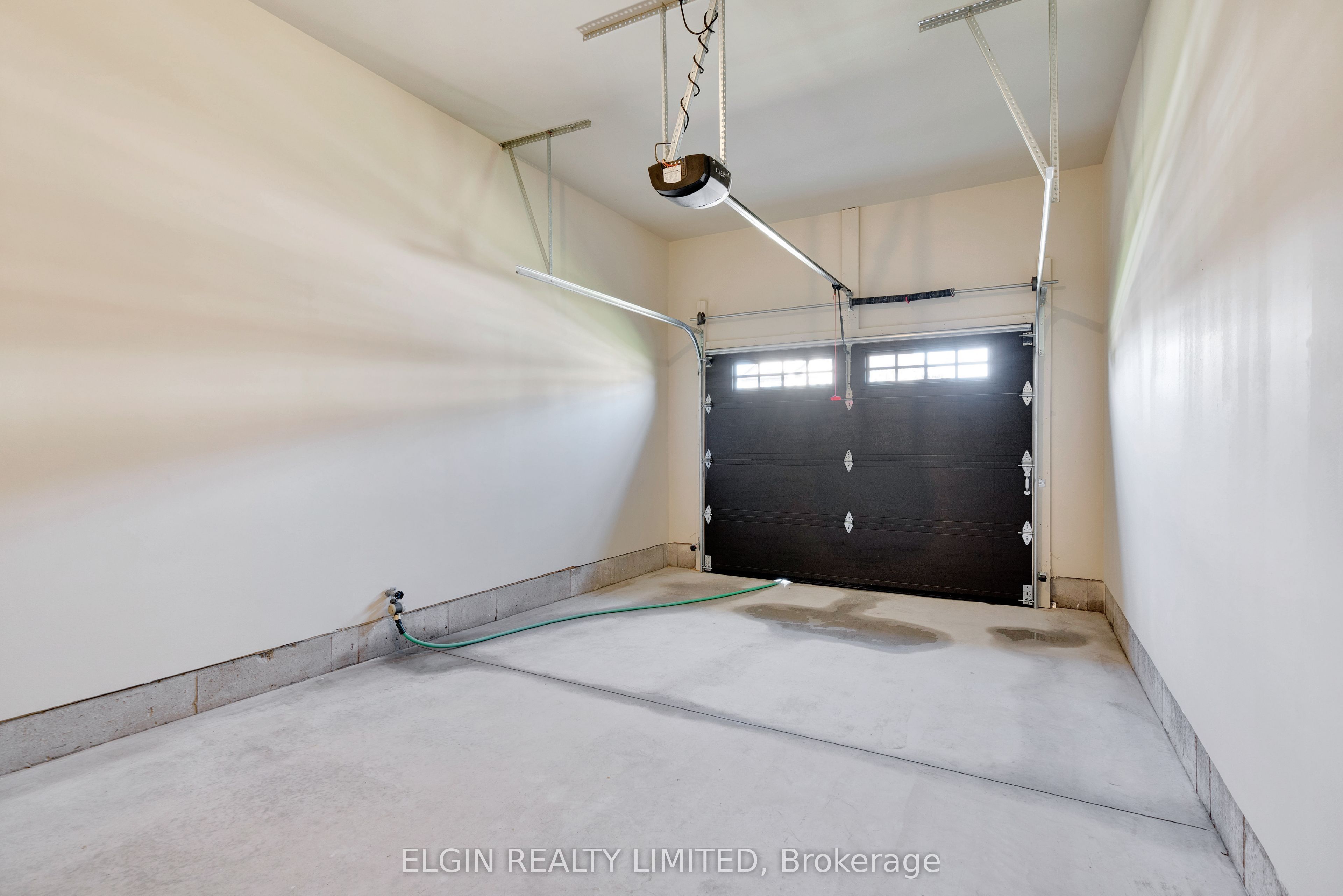 97 Keba Crescent Property Photo 30