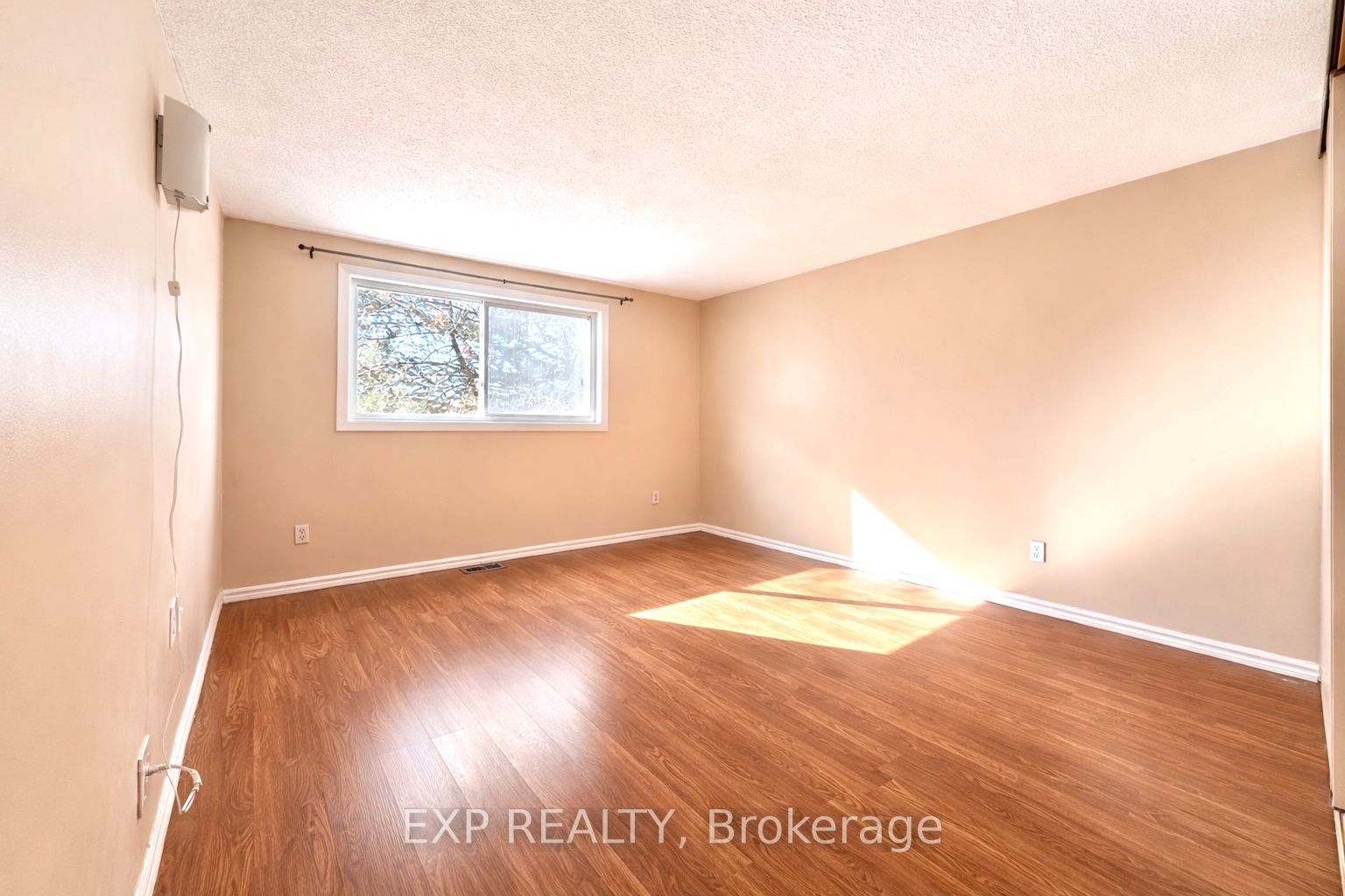 11c Sonnet Crescent Property Photo 14