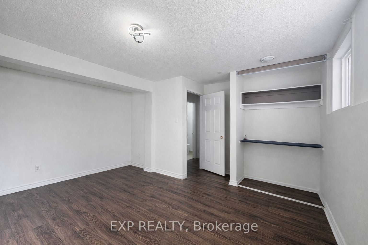11c Sonnet Crescent Property Photo 18
