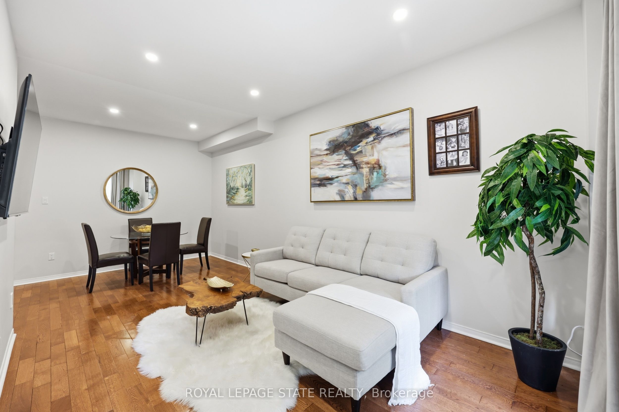 10 Davidson Boulevard 24 Property Photo 13