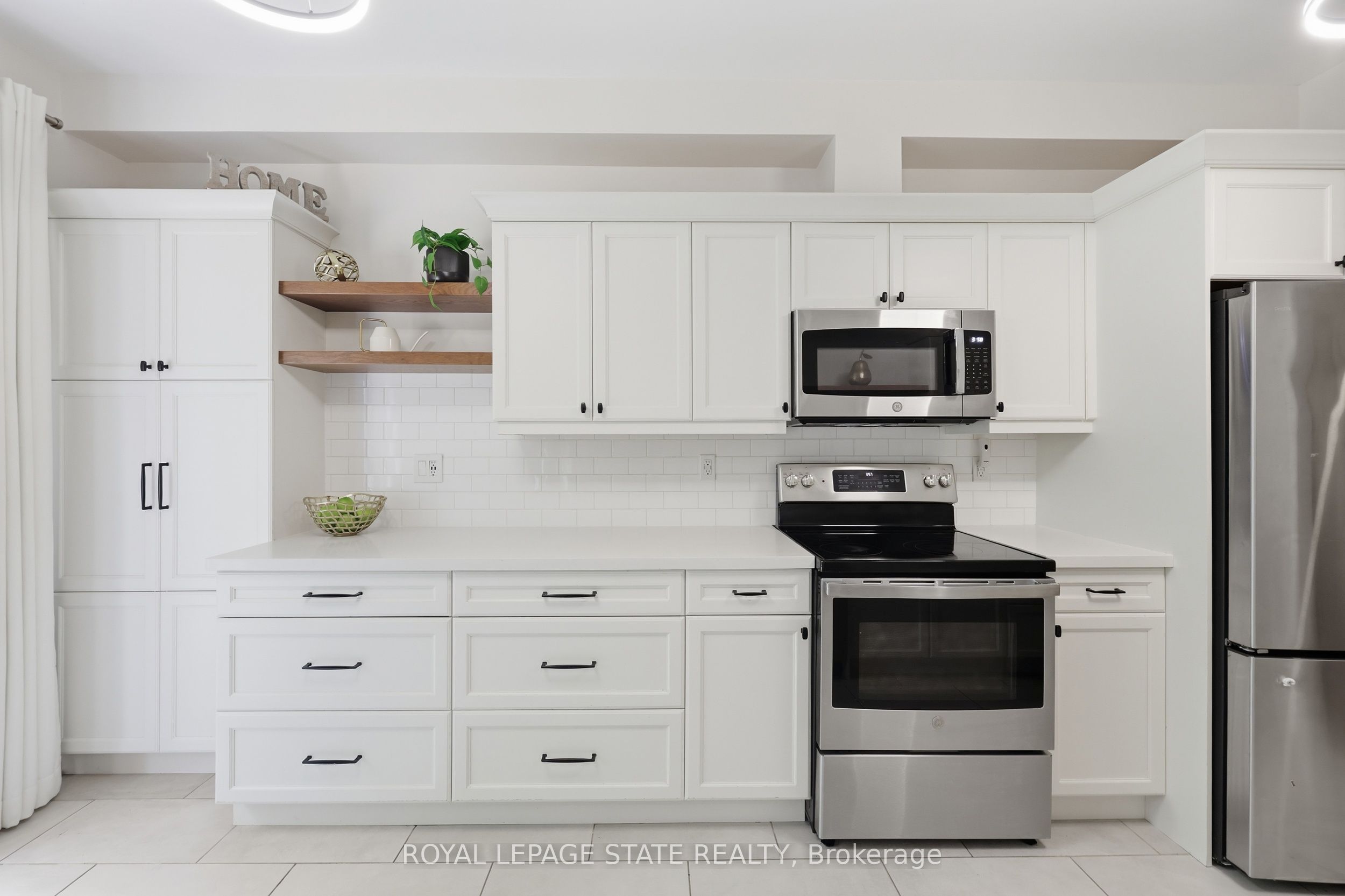 10 Davidson Boulevard 24 Property Photo 15
