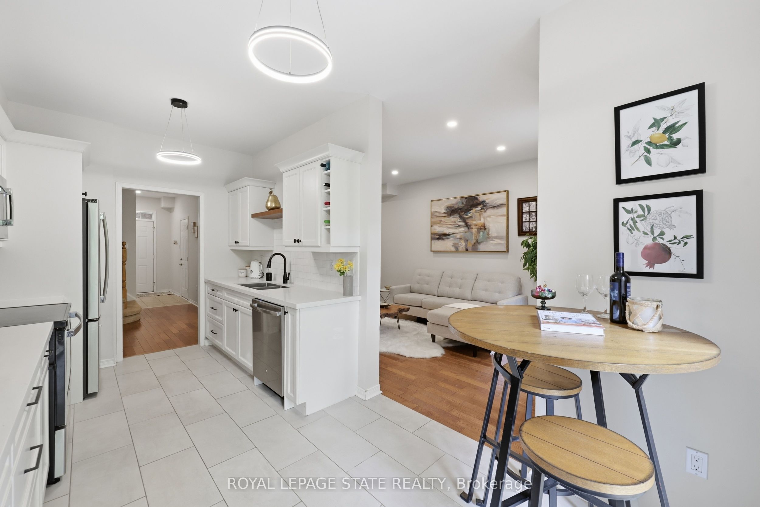 10 Davidson Boulevard 24 Property Photo 17