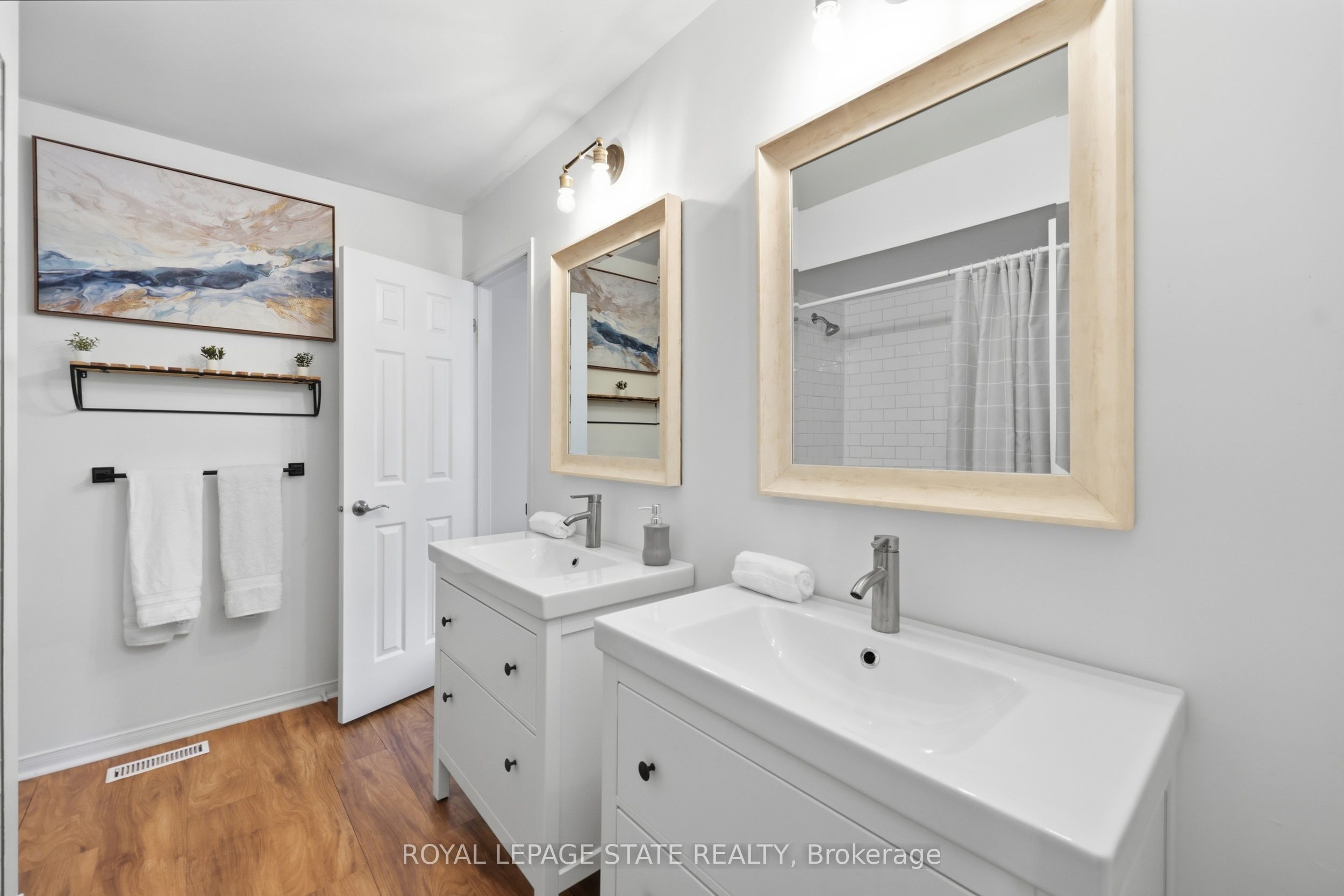 10 Davidson Boulevard 24 Property Photo 26