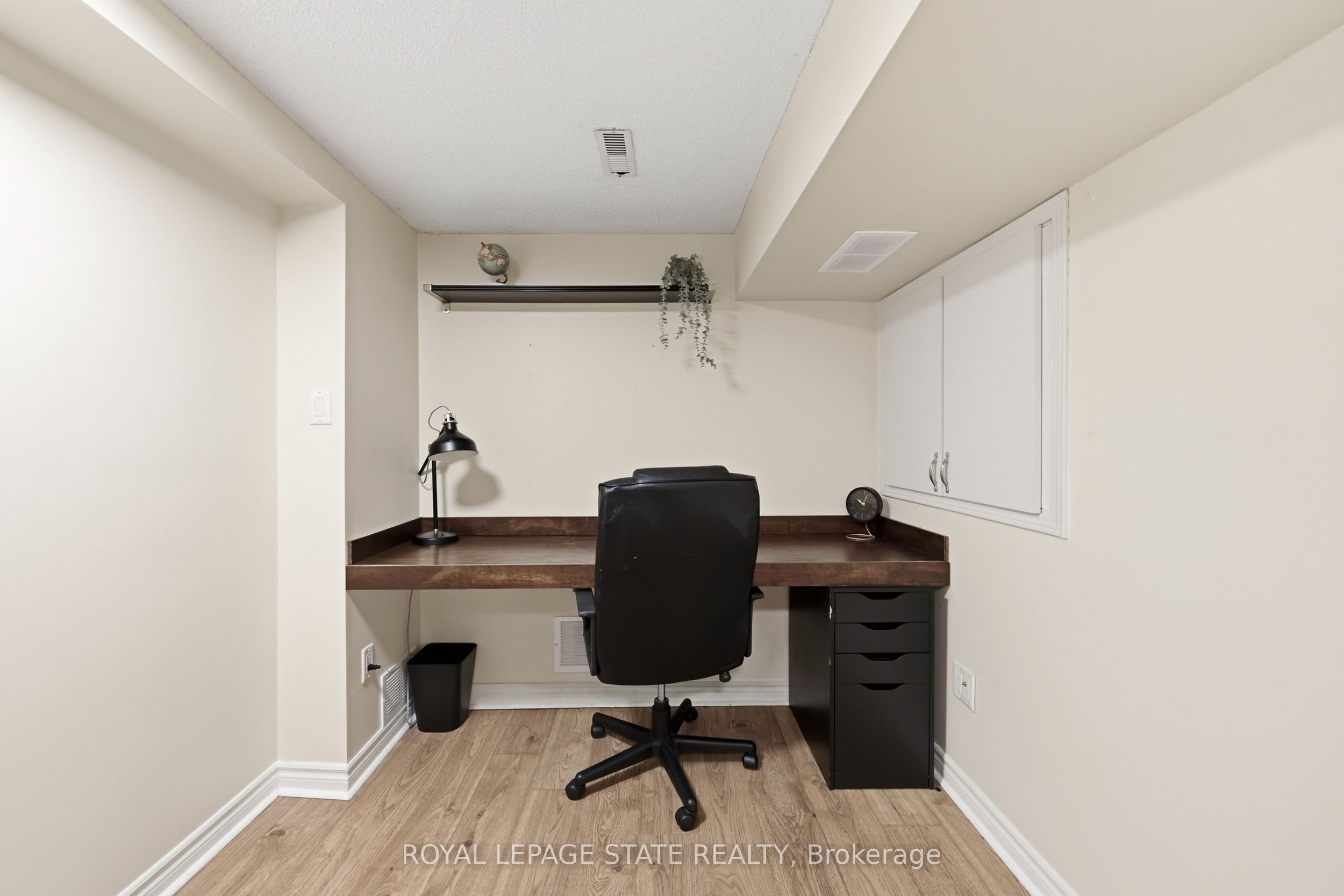 10 Davidson Boulevard 24 Property Photo 30