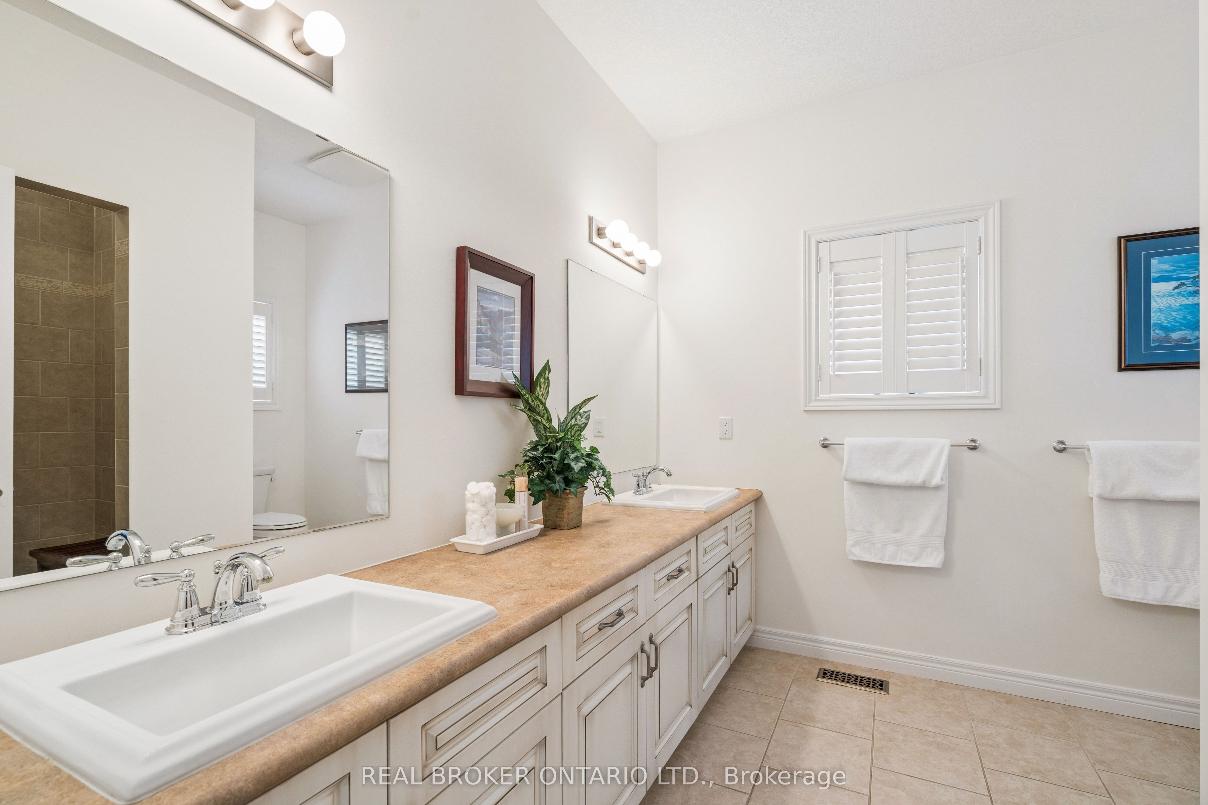 19 Simmonds Drive 8 Property Photo 30