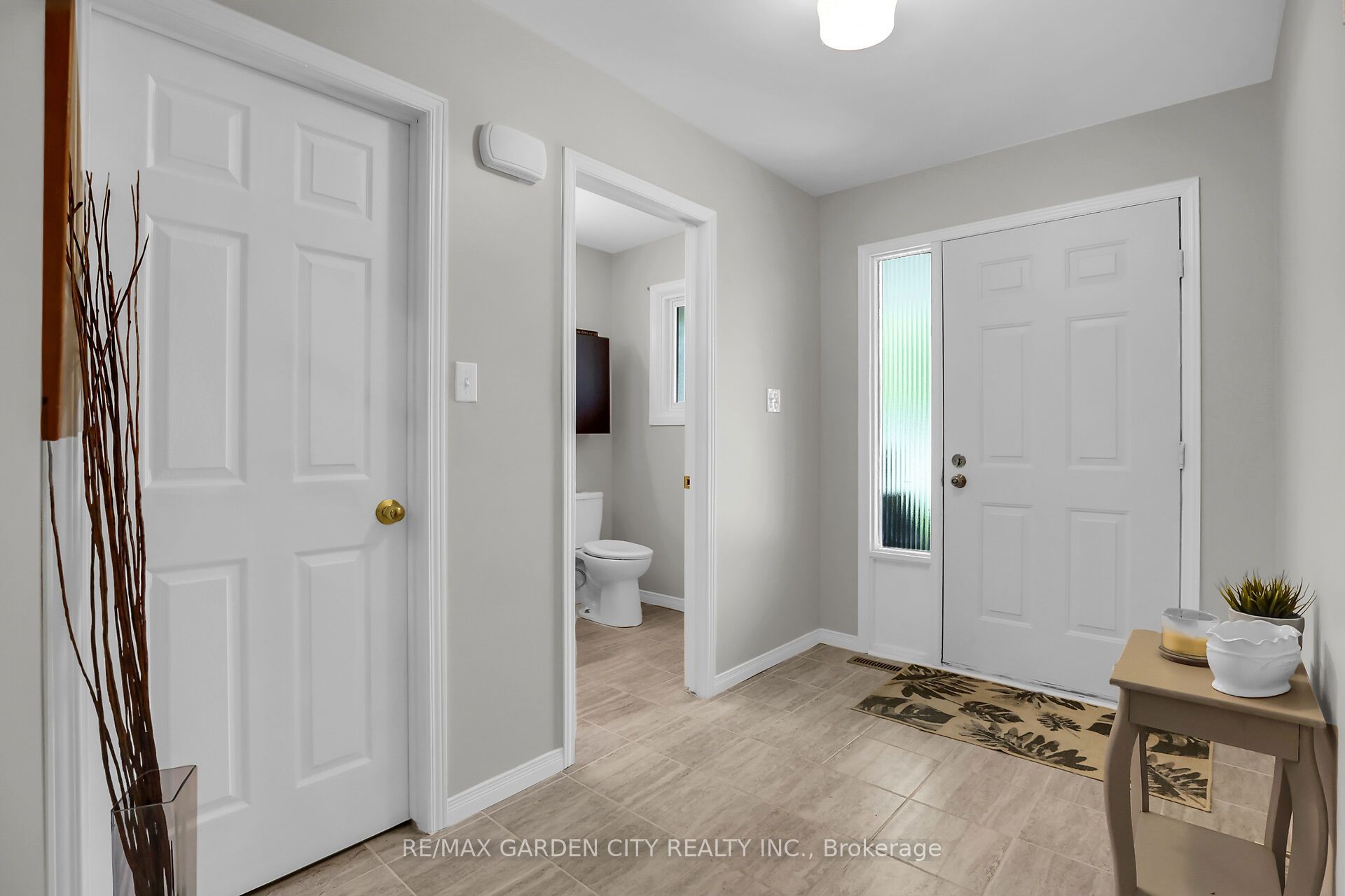 4542 Ivy Gardens Crescent Property Photo 20