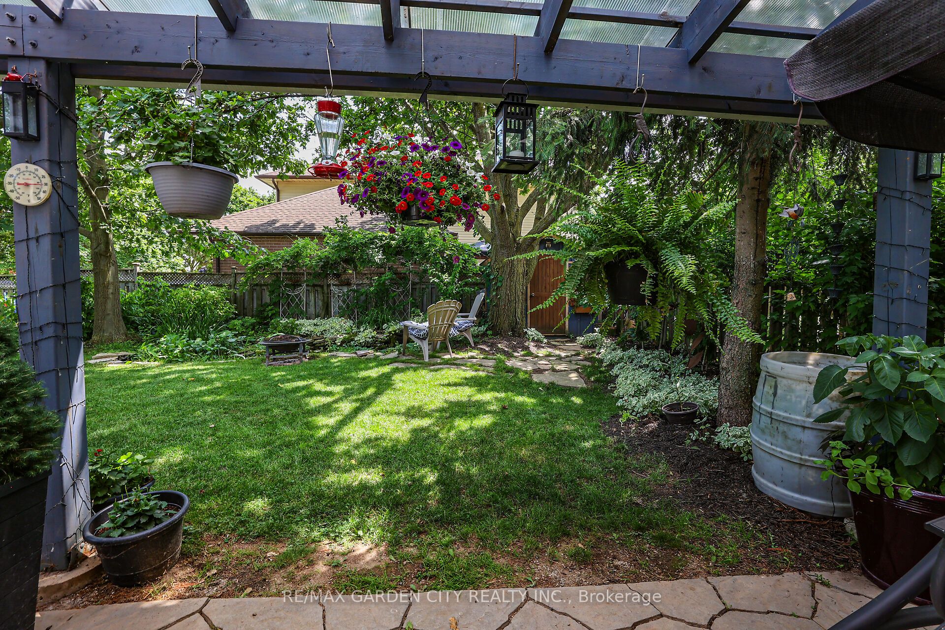 4542 Ivy Gardens Crescent Property Photo 27