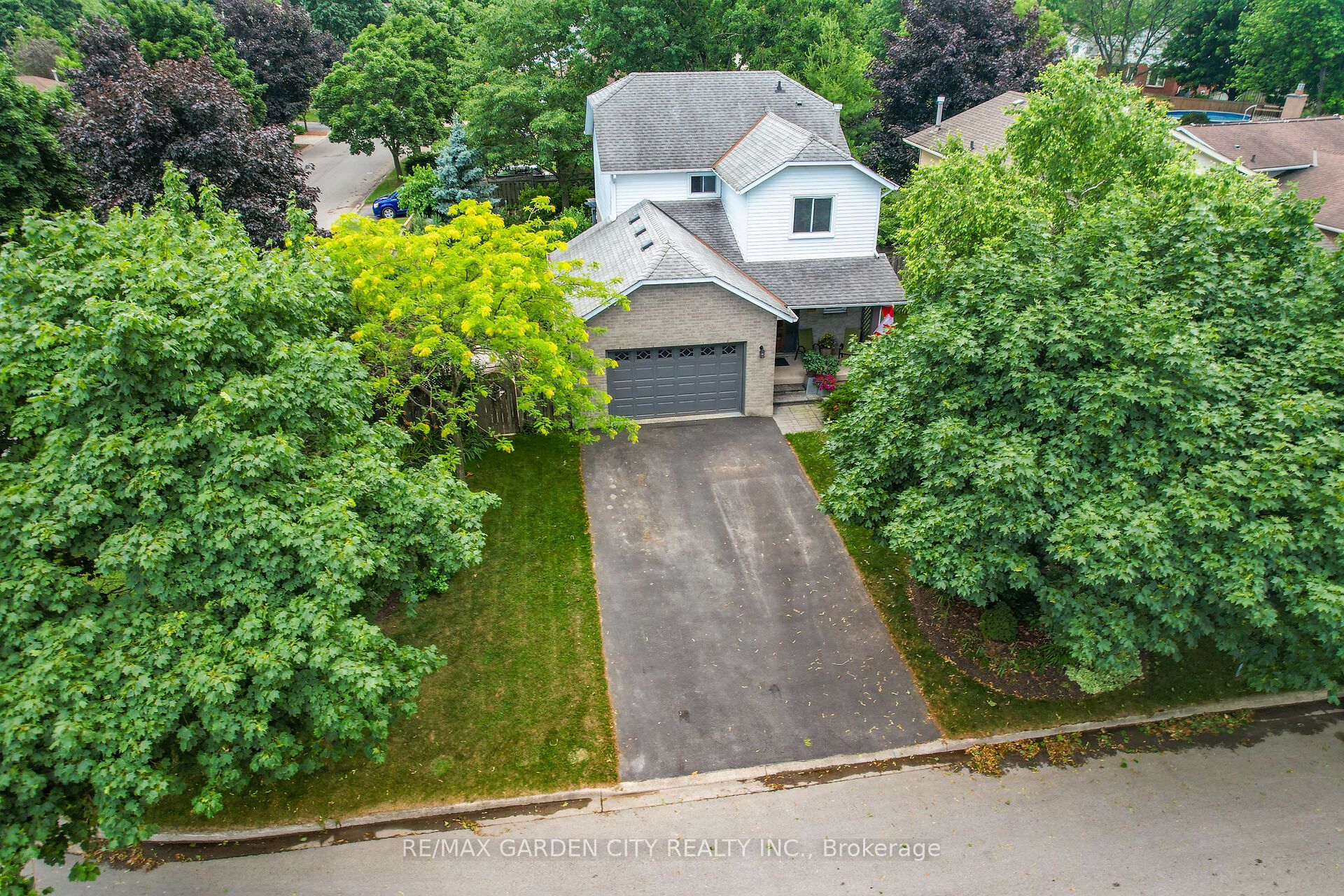 4542 Ivy Gardens Crescent Property Photo 33