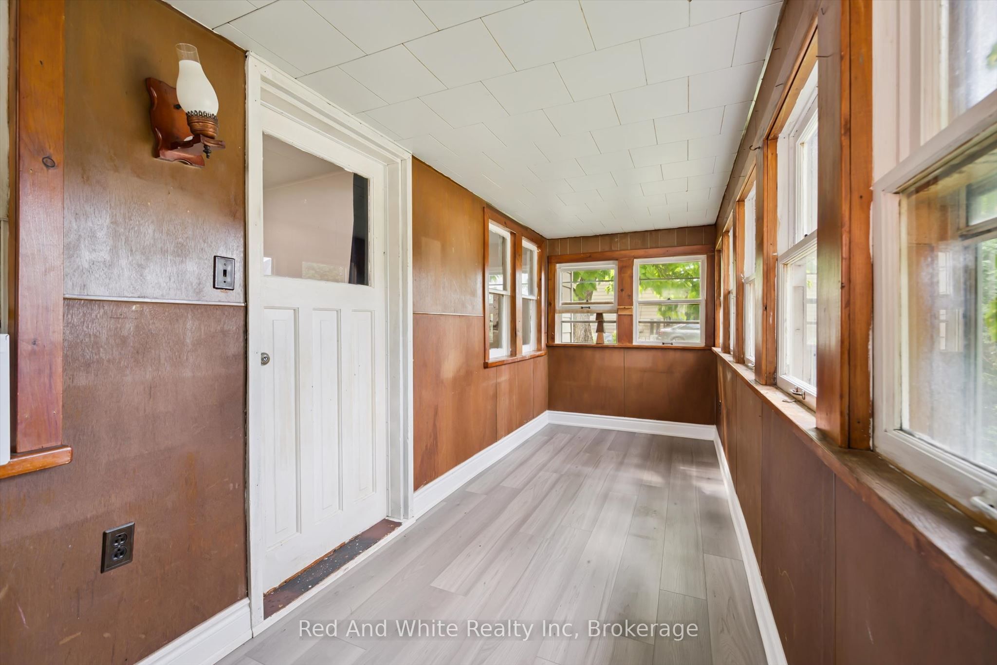 1267 Hamilton Street Property Photo 3