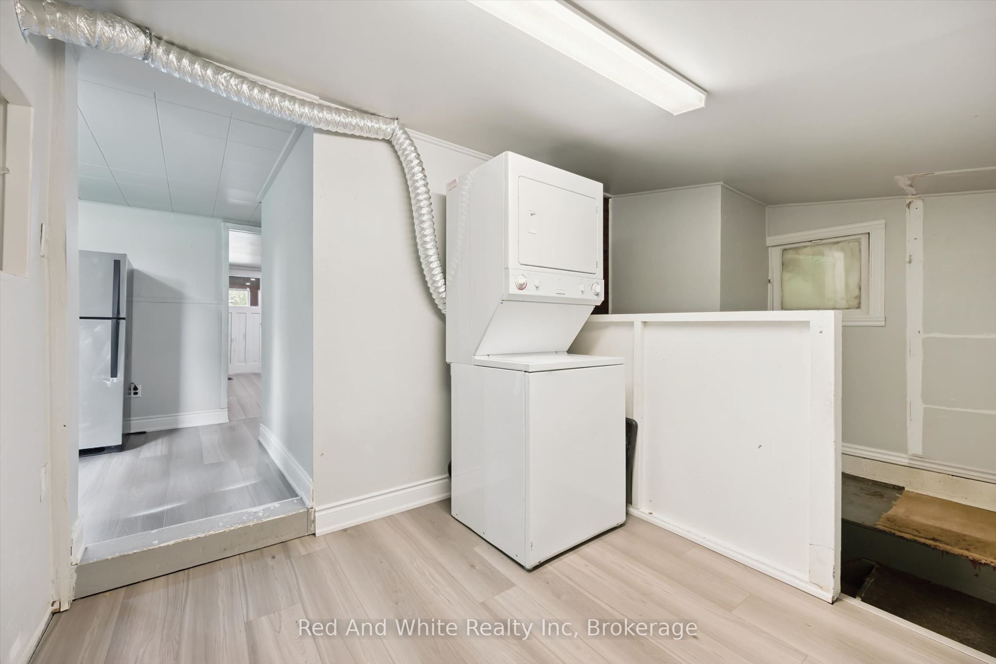 1267 Hamilton Street Property Photo 9