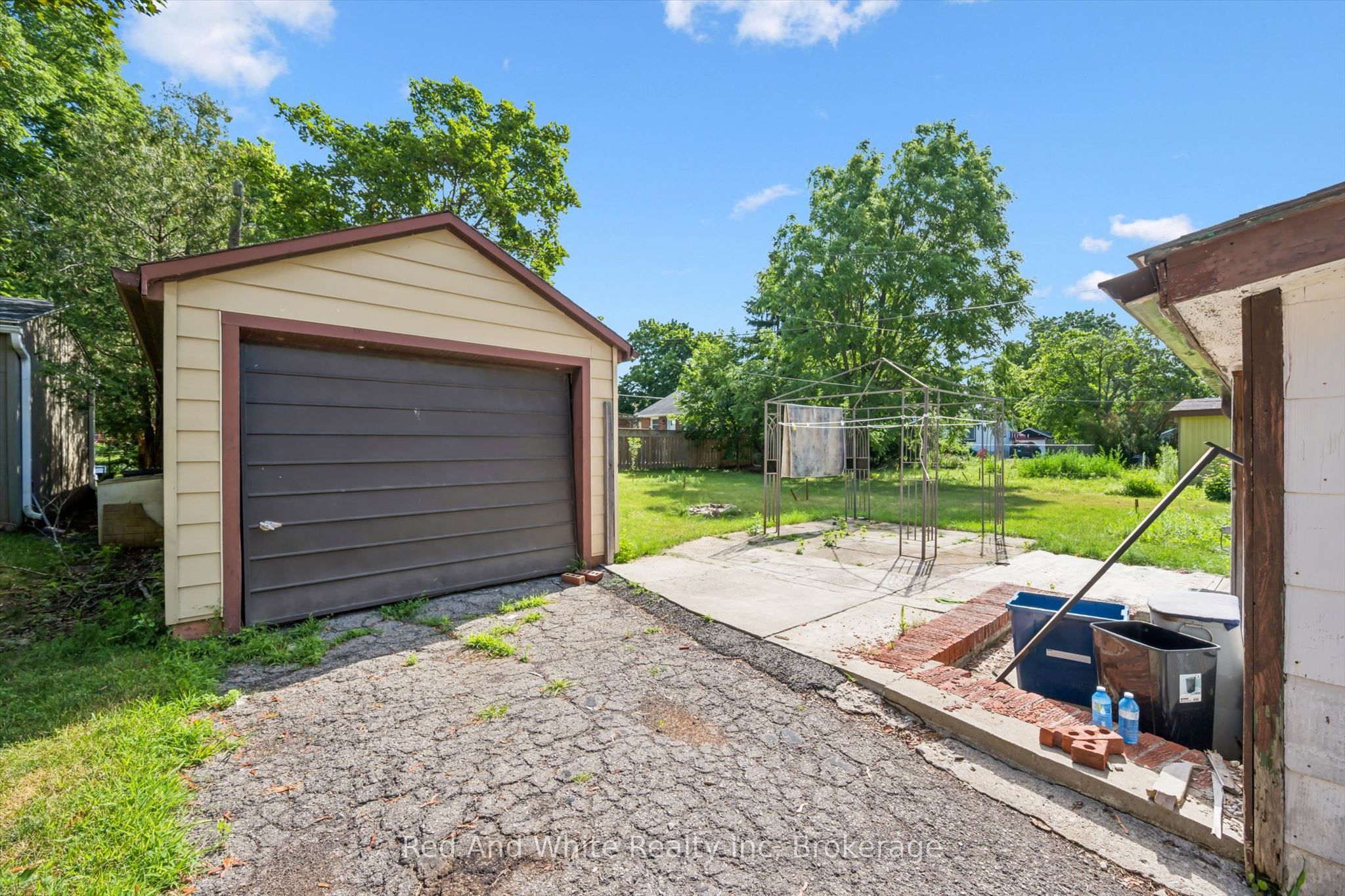 1267 Hamilton Street Property Photo 12