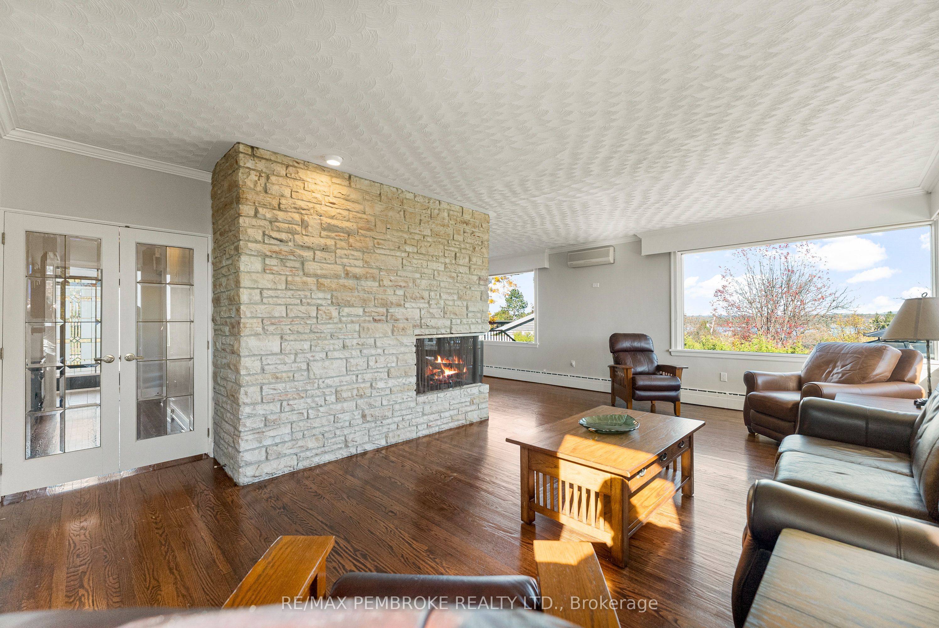 235 Broadview Drive Property Photo 15