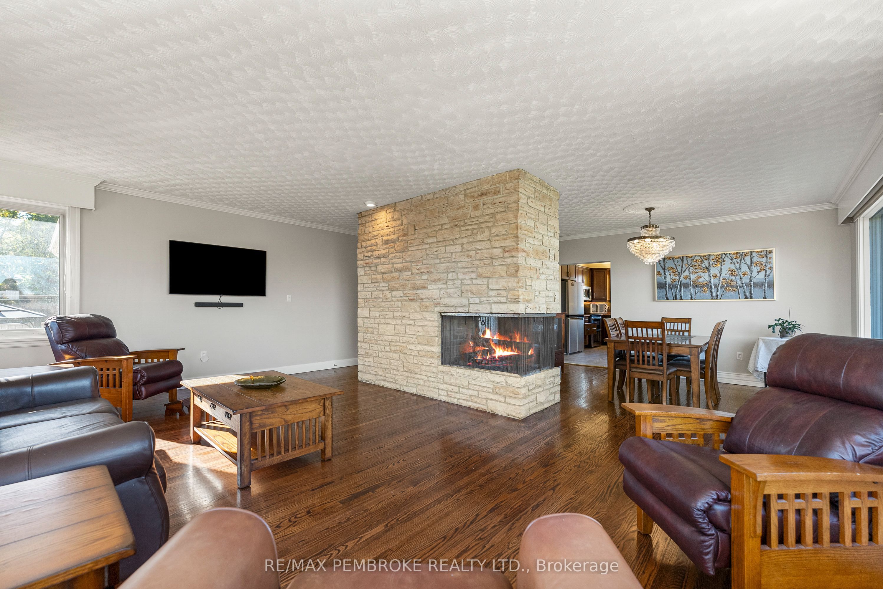 235 Broadview Drive Property Photo 17