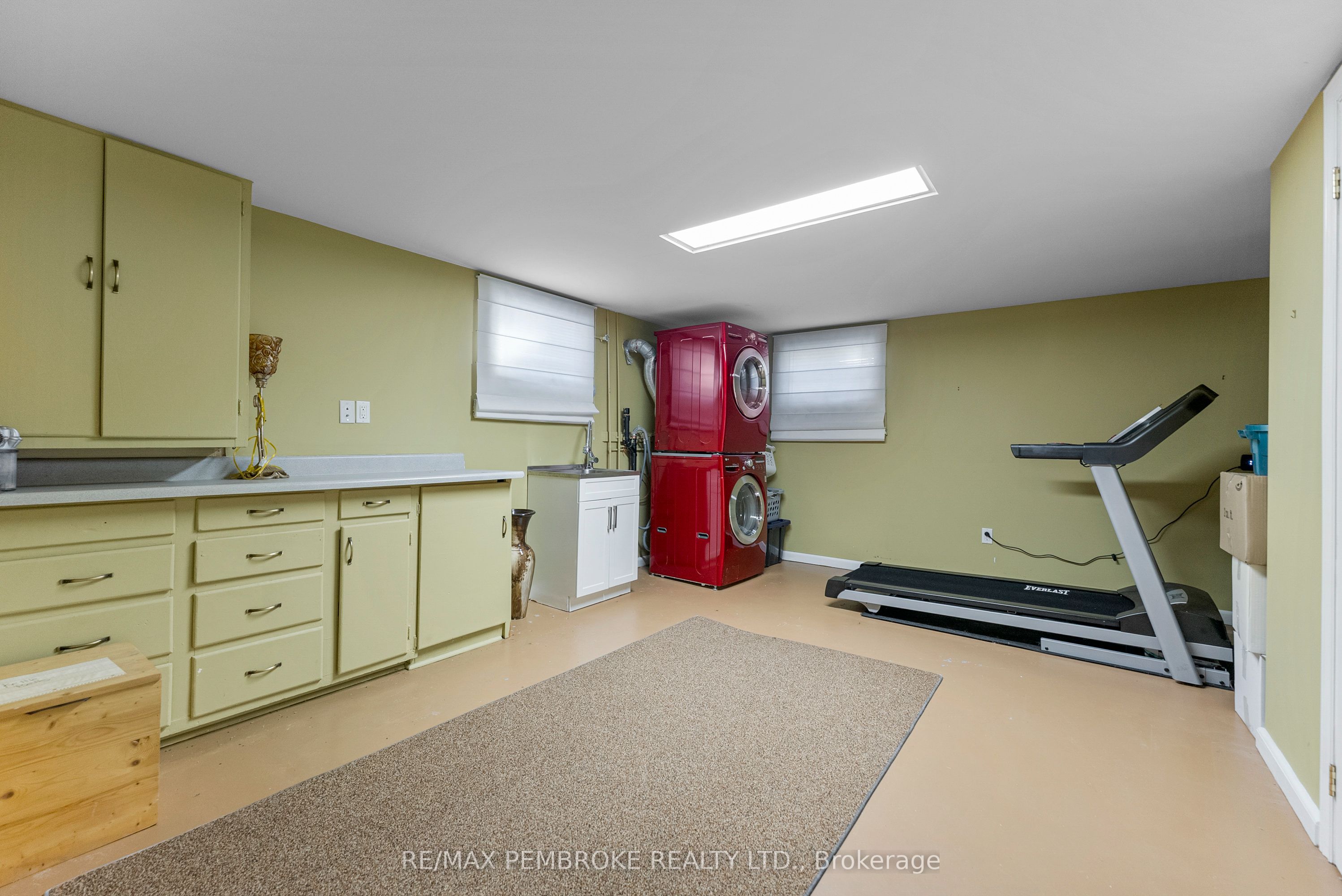 235 Broadview Drive Property Photo 33