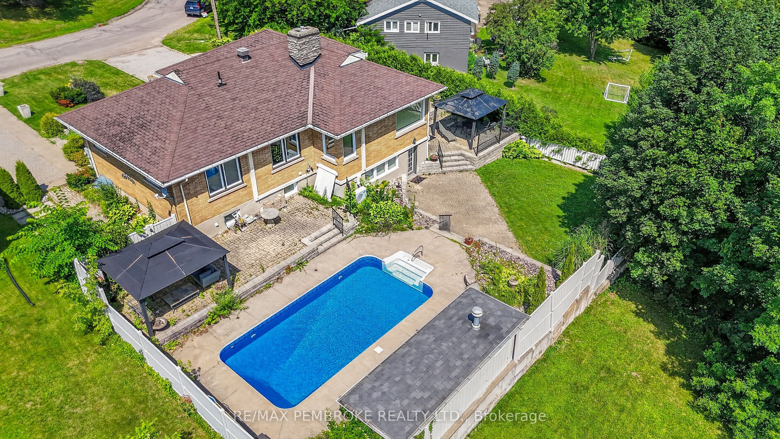 235 Broadview Drive Property Photo 44