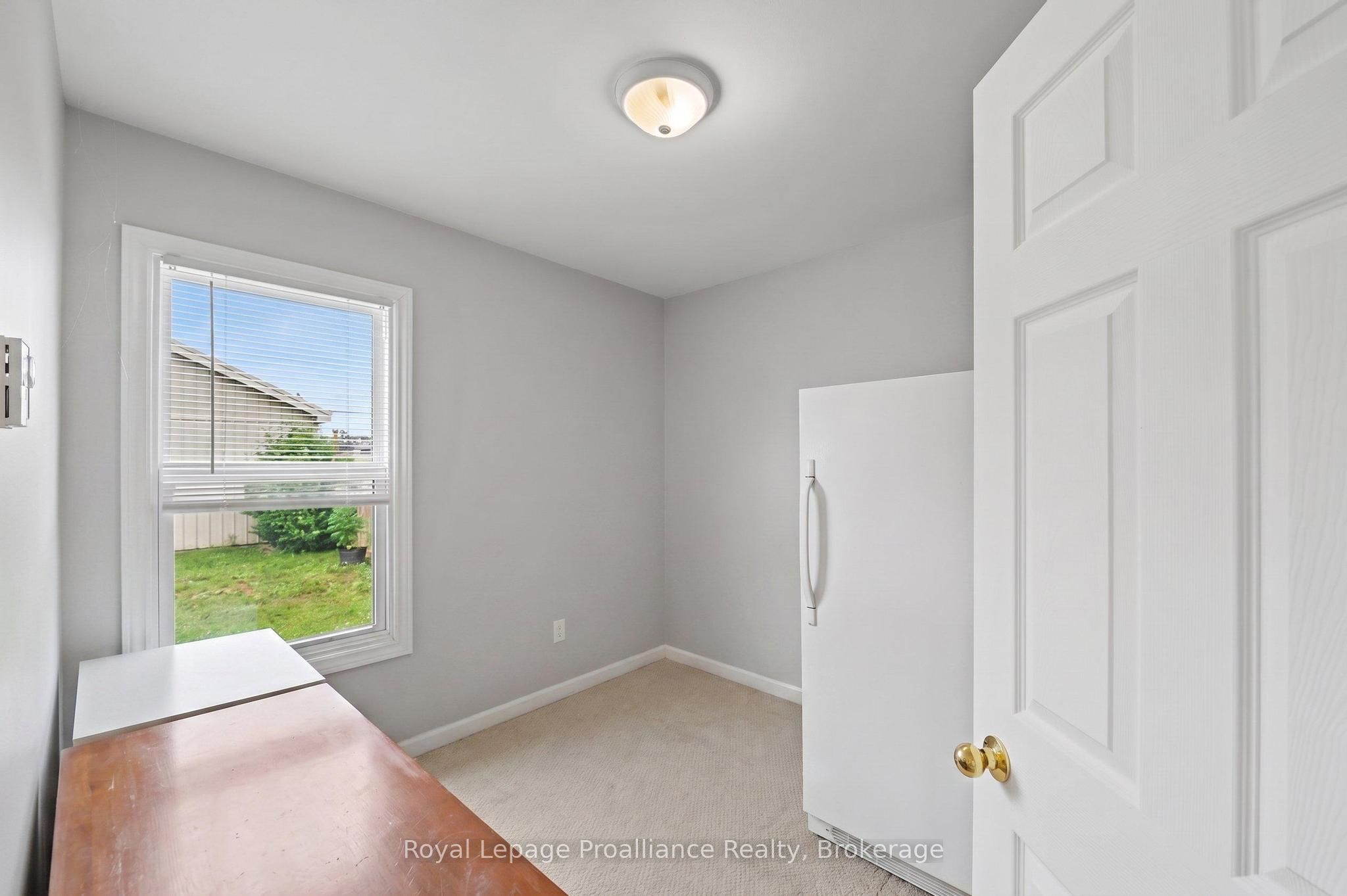 1 Property Photo 12