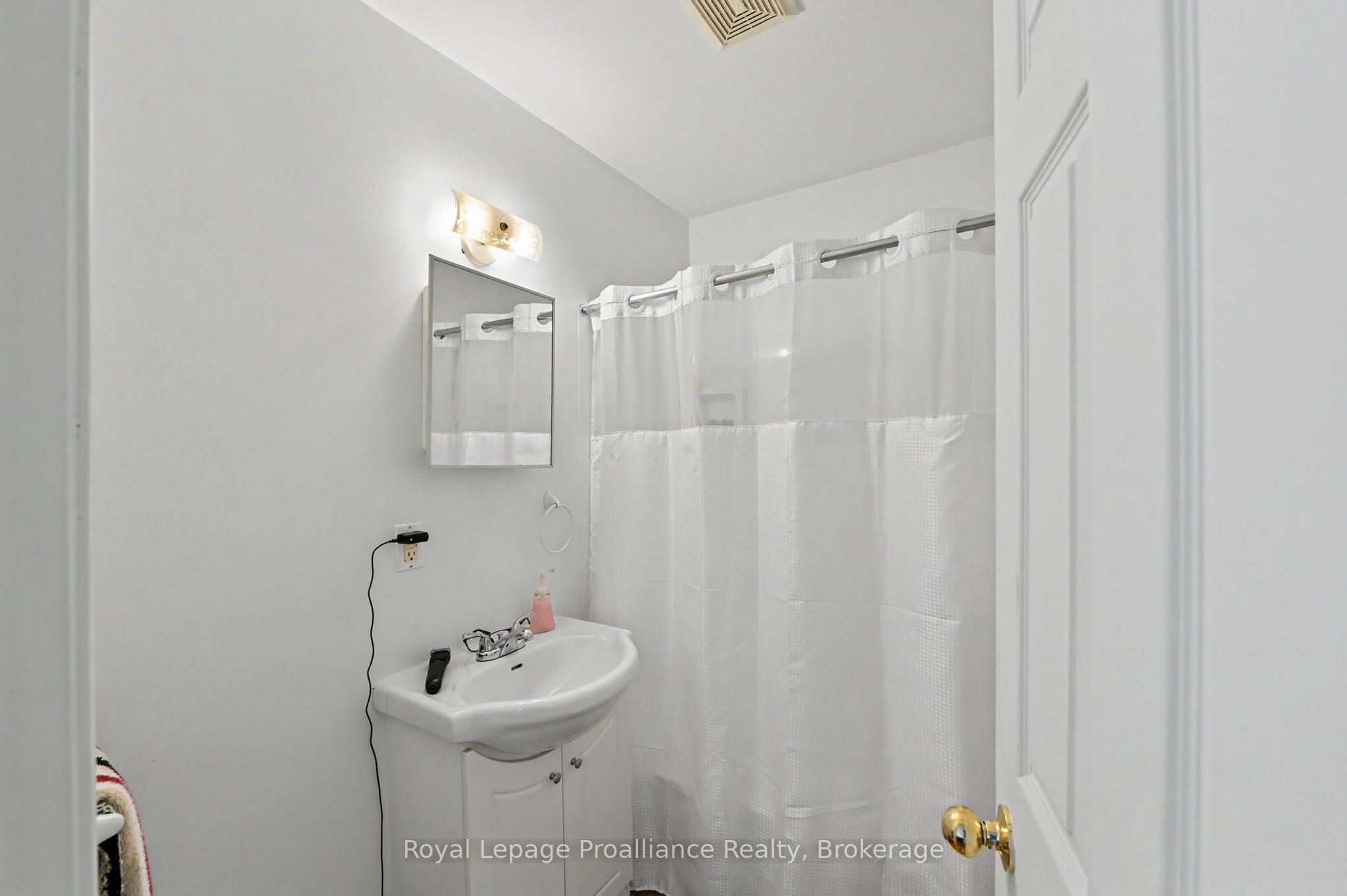 1 Property Photo 14