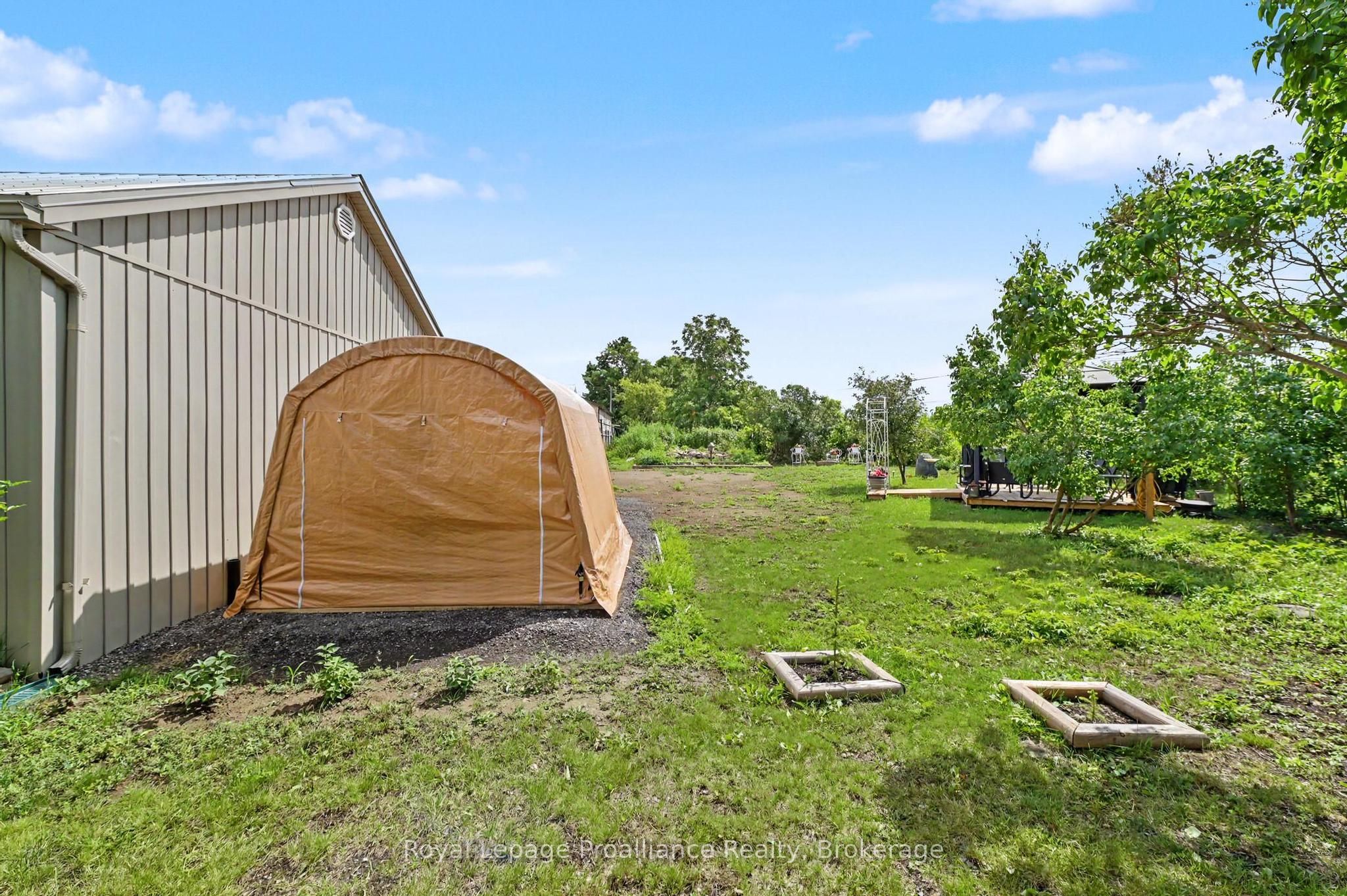 1 Property Photo 19