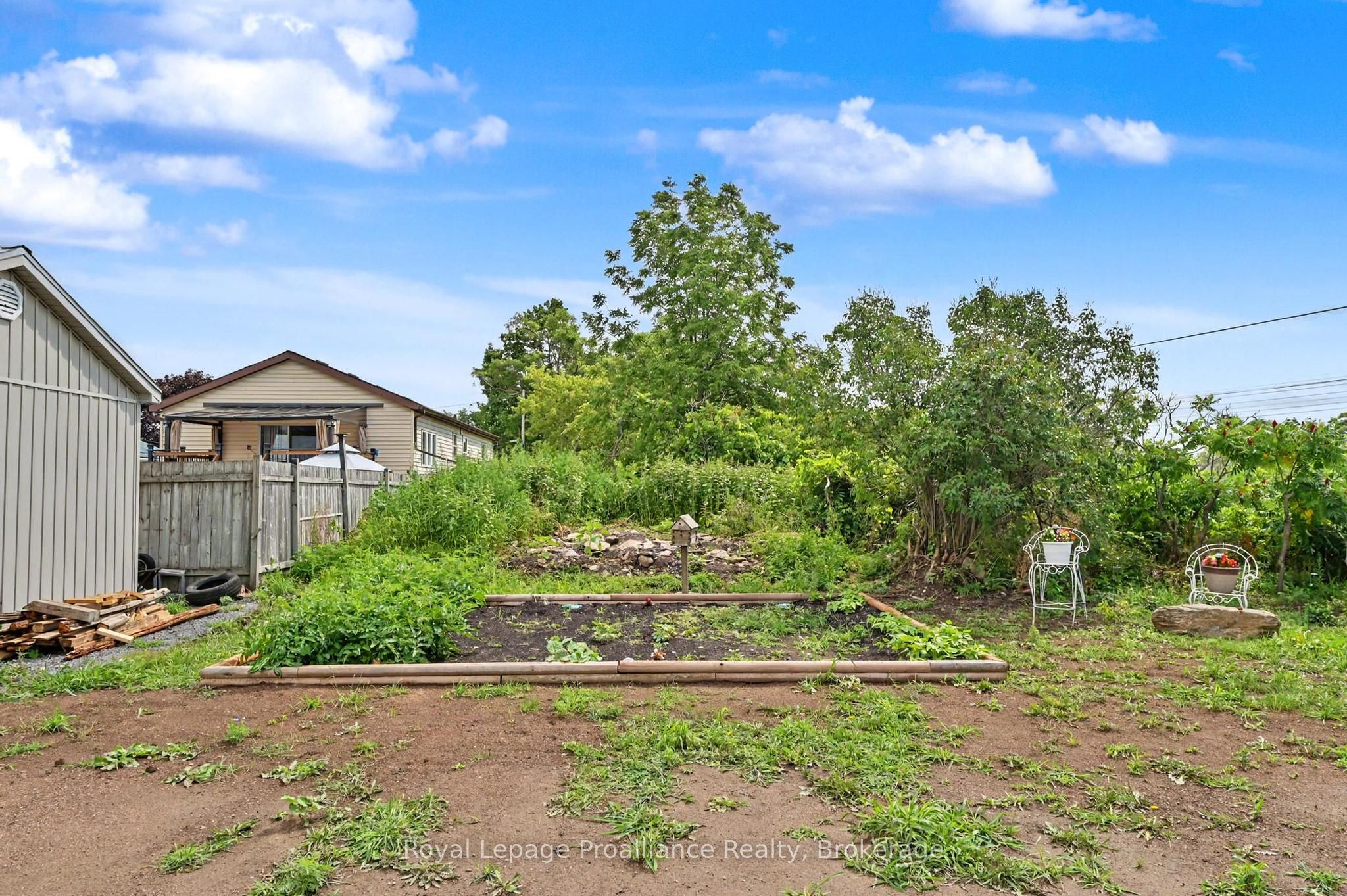 1 Property Photo 21