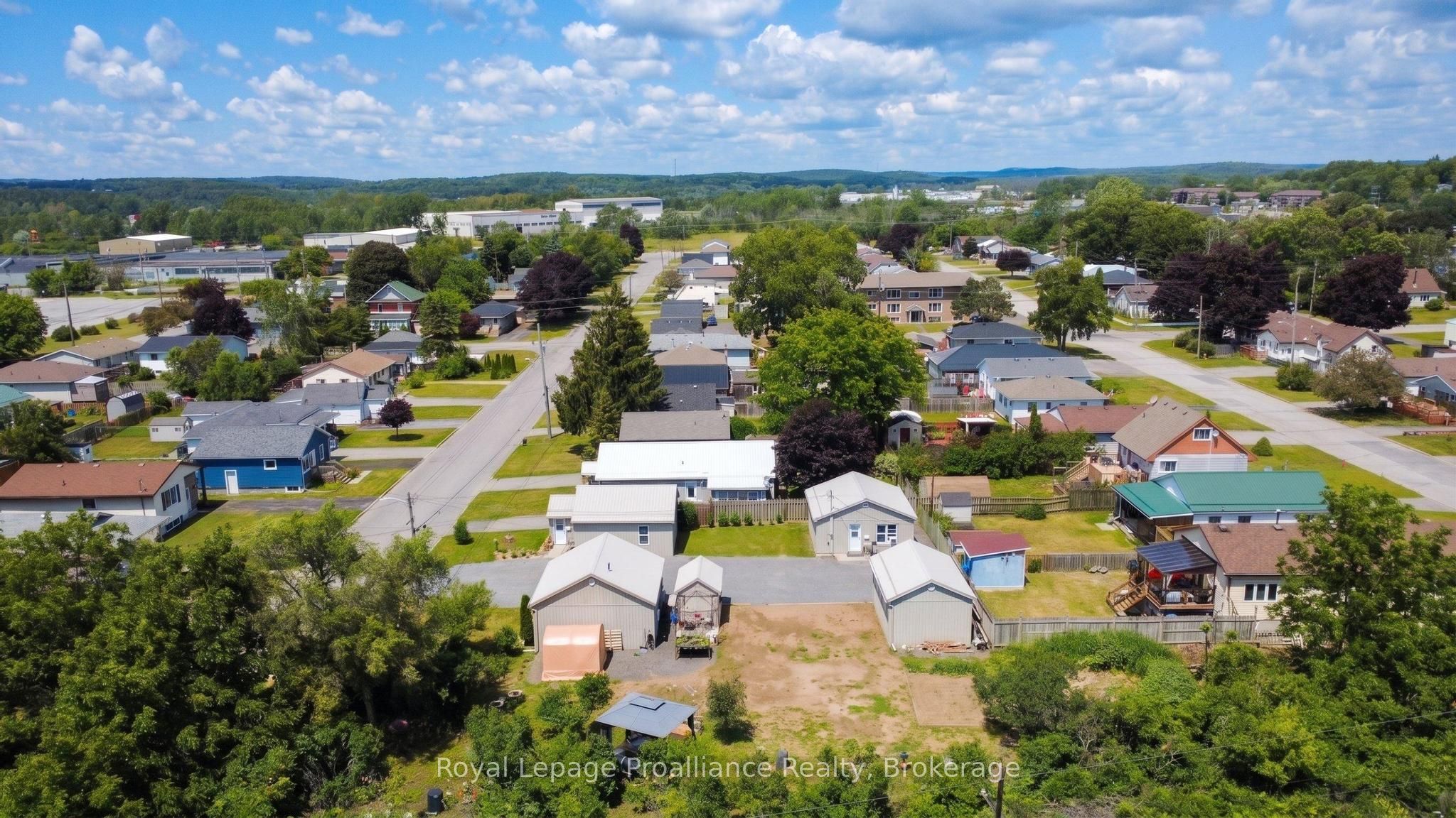 1 Property Photo 24