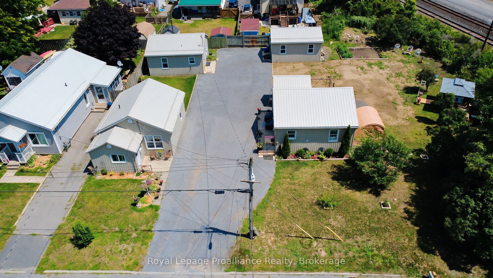 1 Property Photo 25