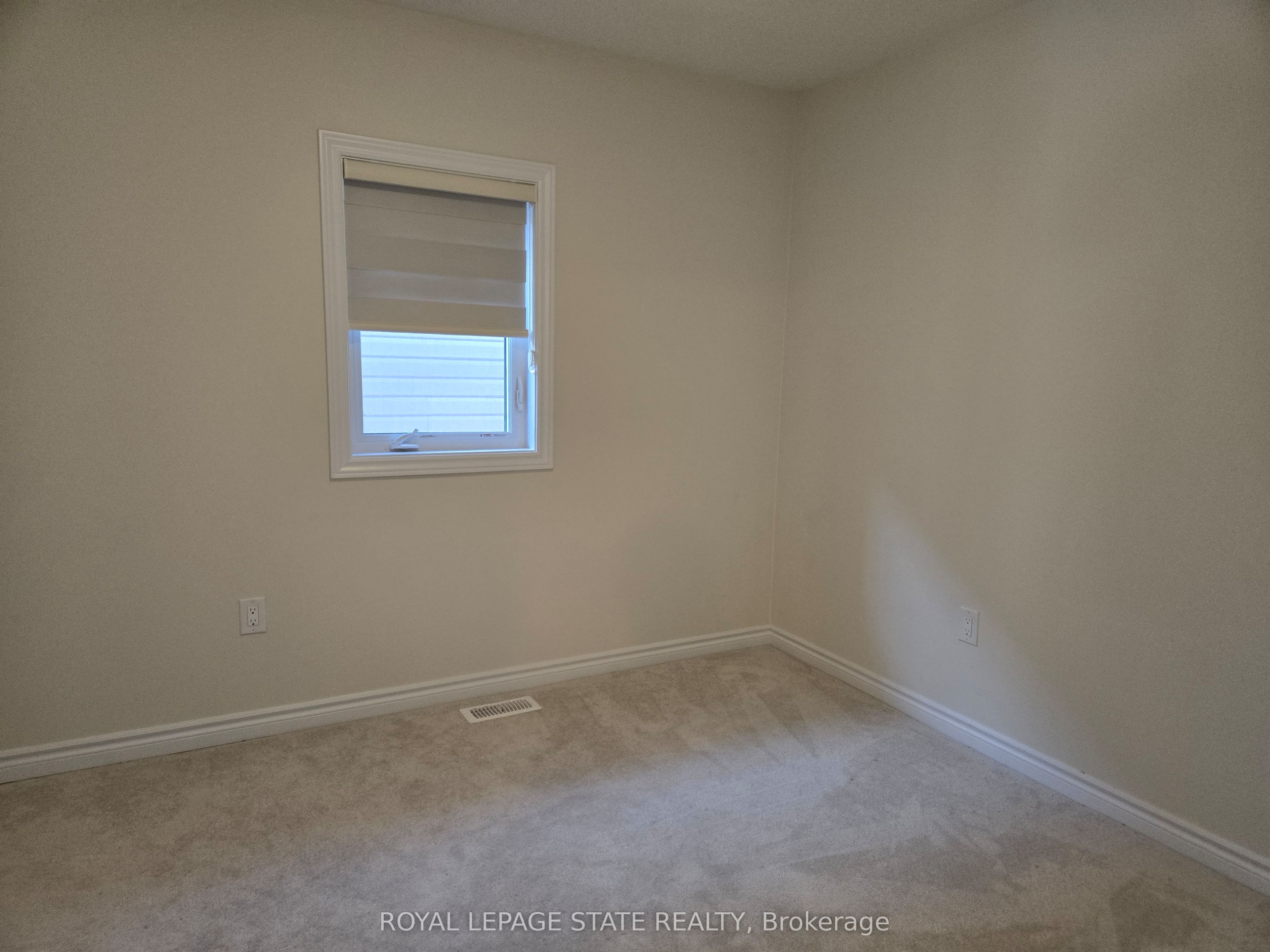 395 Barker Parkway Property Photo 16