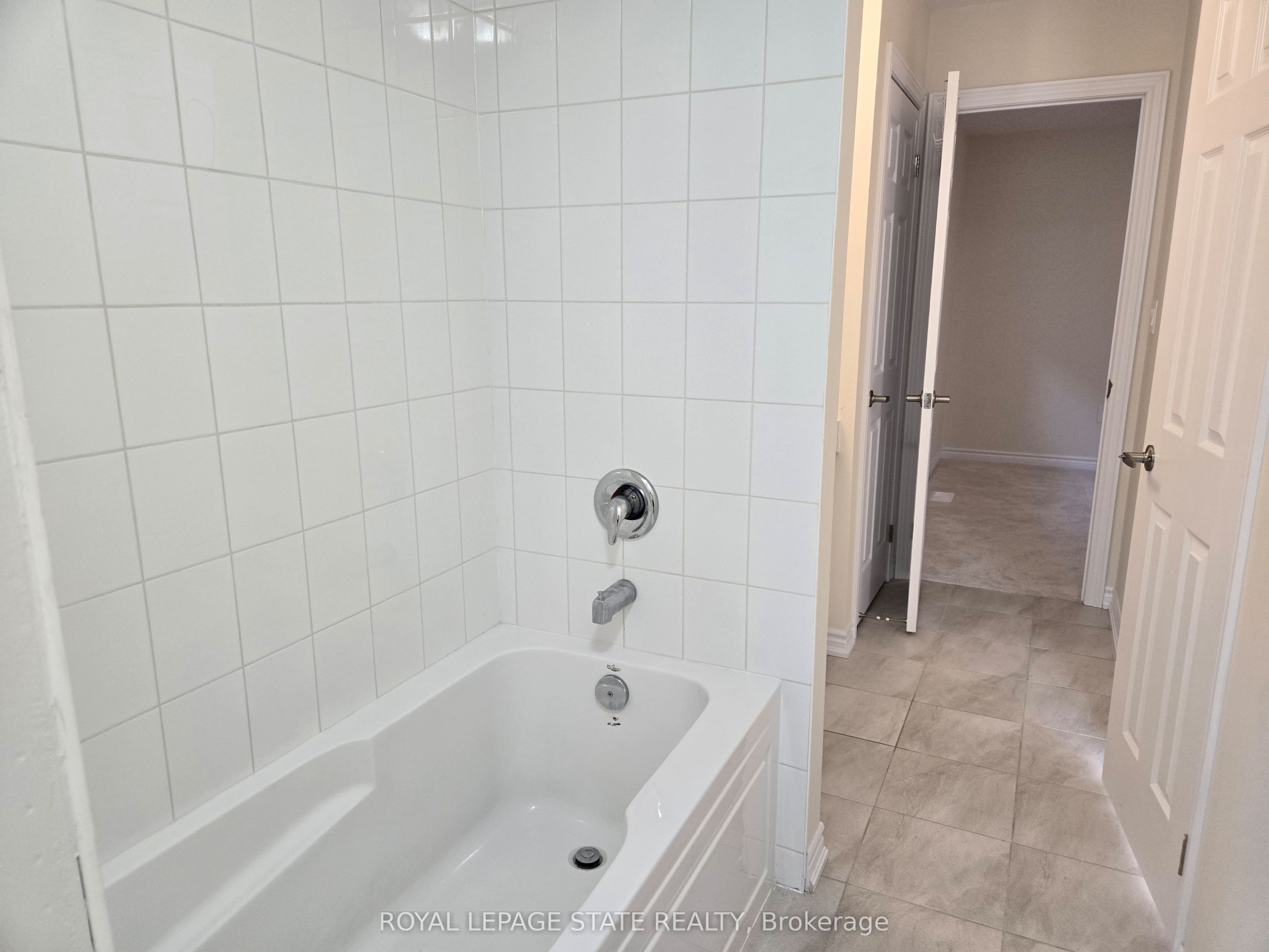 395 Barker Parkway Property Photo 17