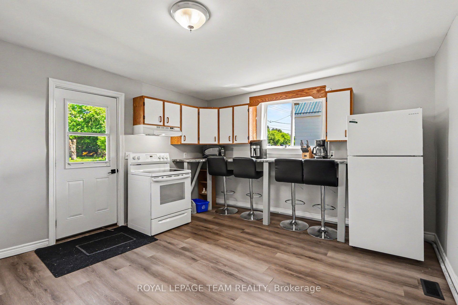 10486 Clark Road Property Photo 7
