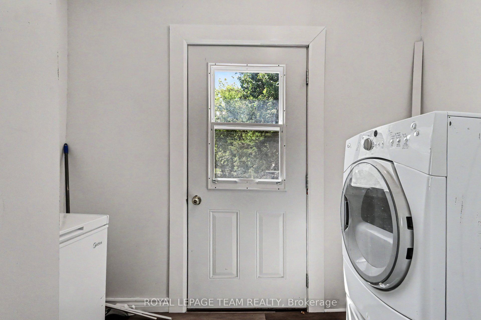 10486 Clark Road Property Photo 16