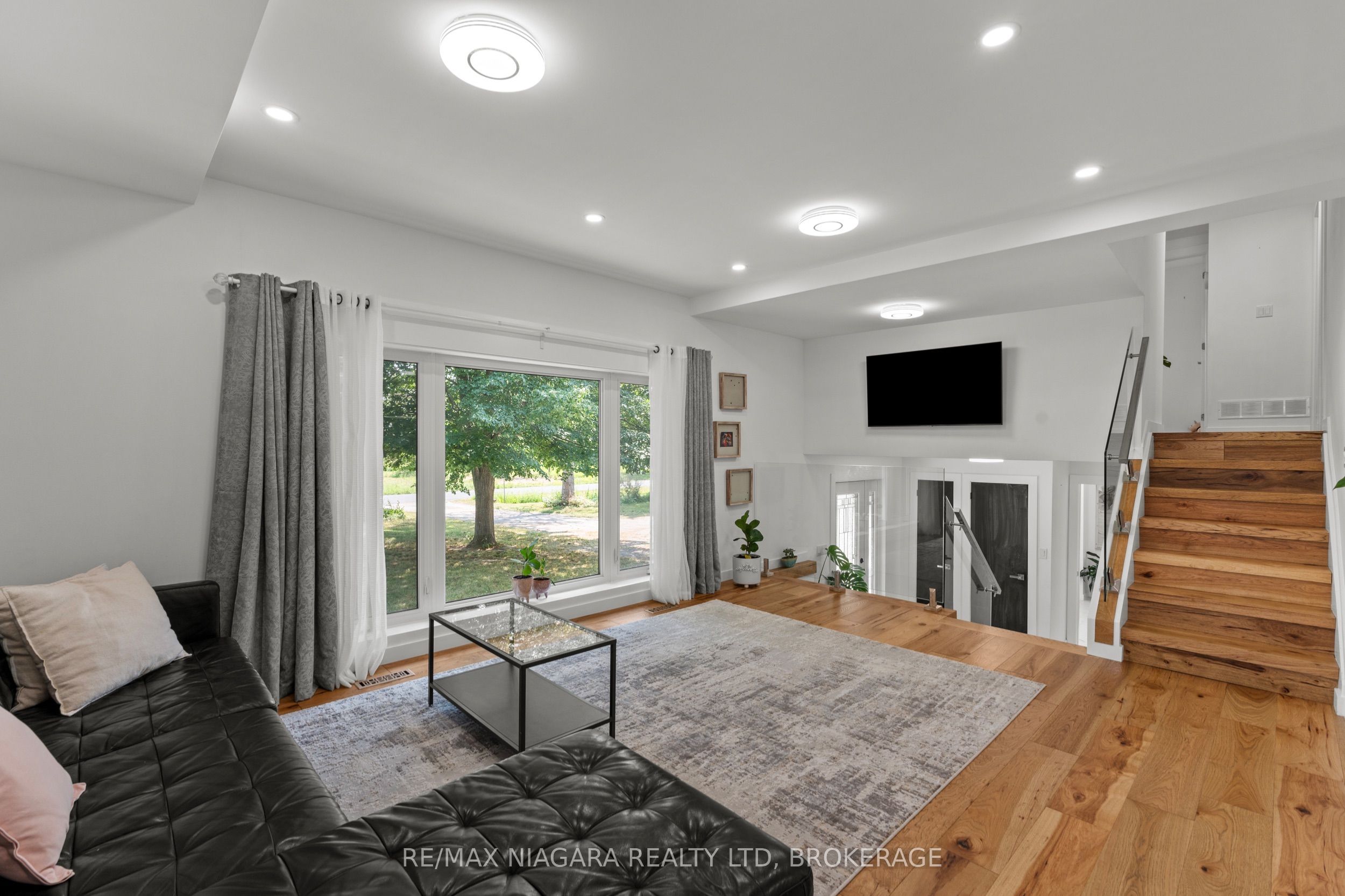 1546 Nigh Road Property Photo 7