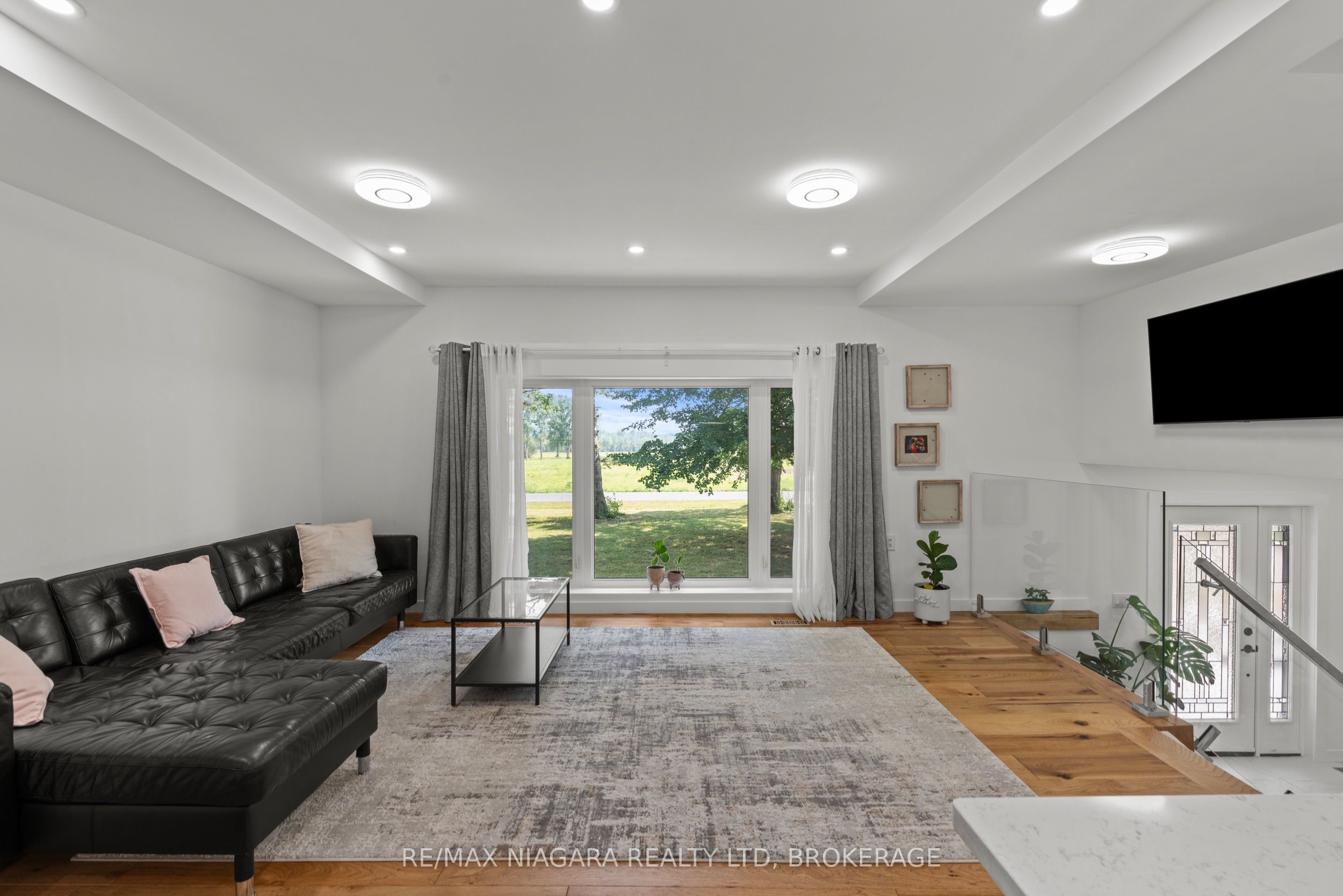 1546 Nigh Road Property Photo 8