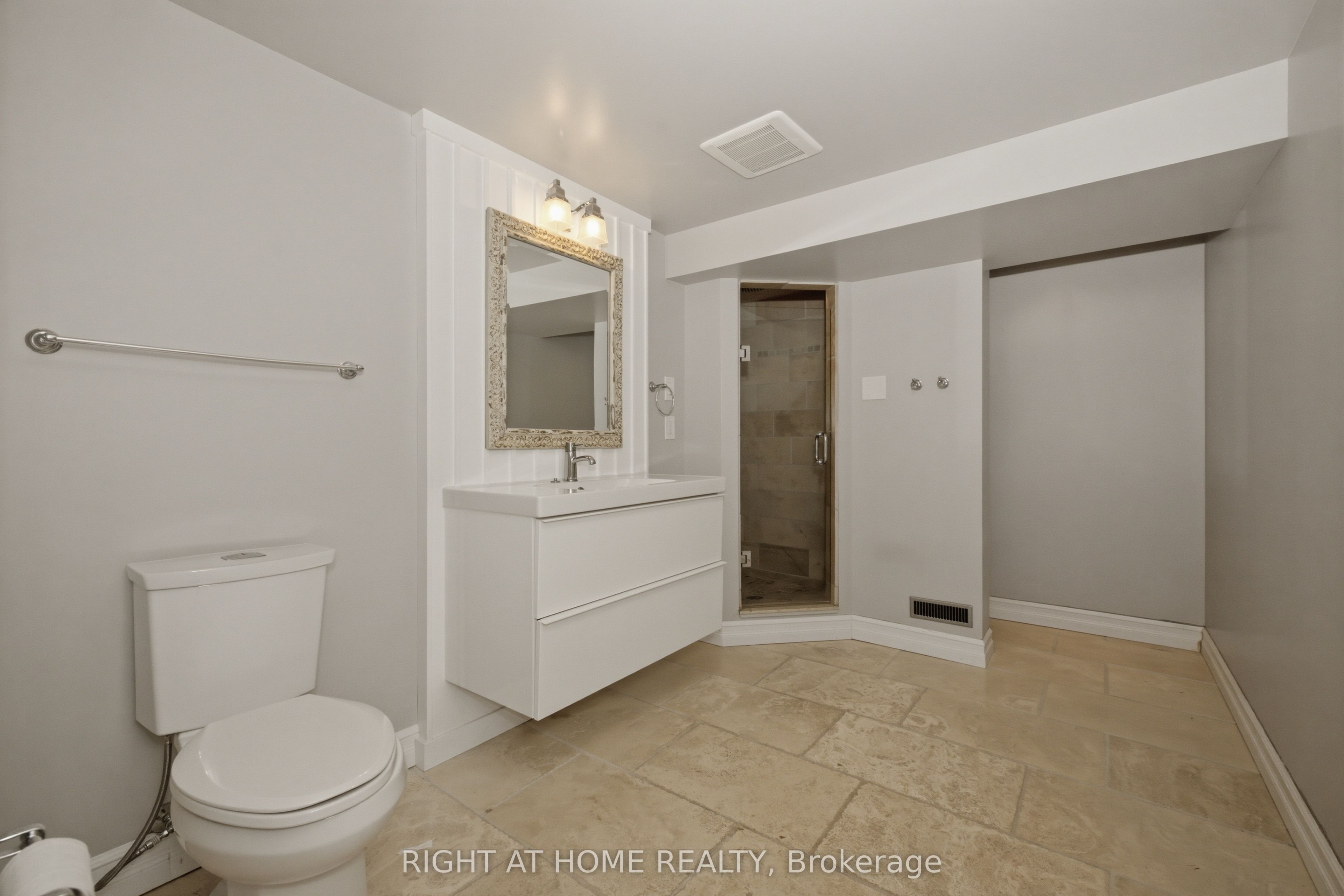197 Pinedale Drive Property Photo 25