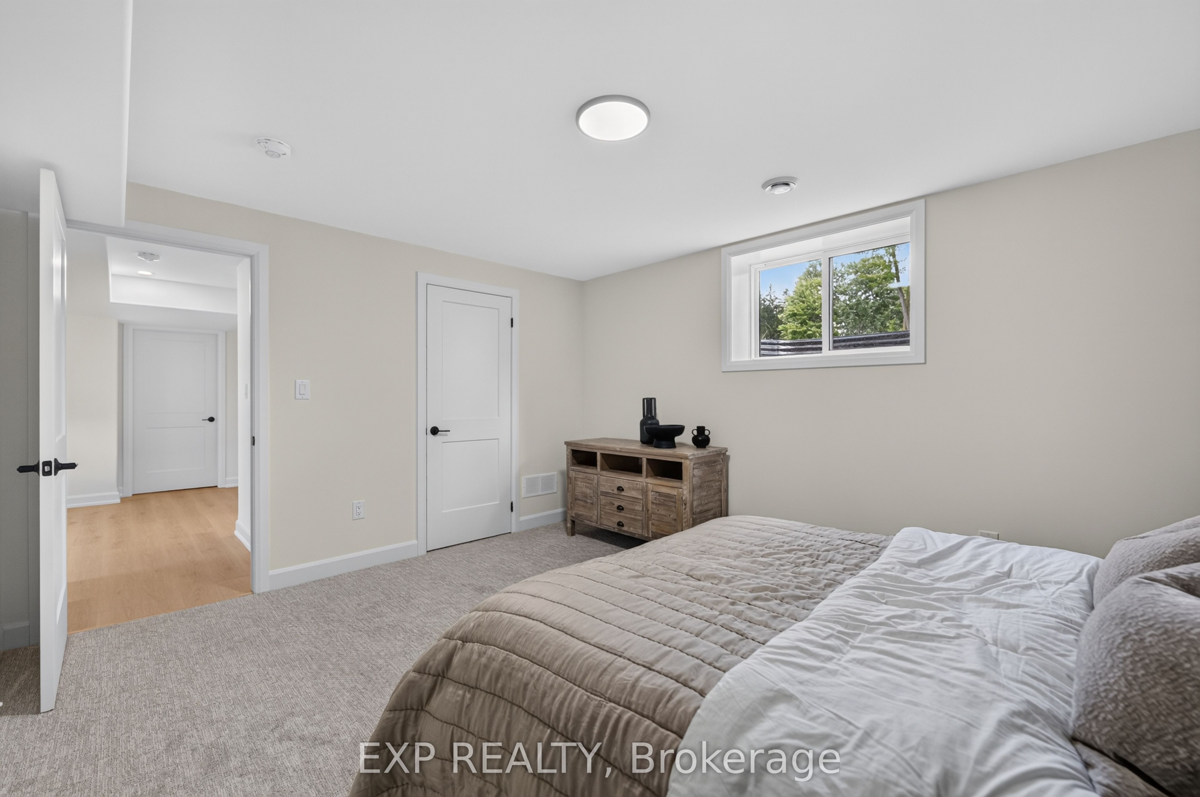 11 Stickles Street Property Photo 27