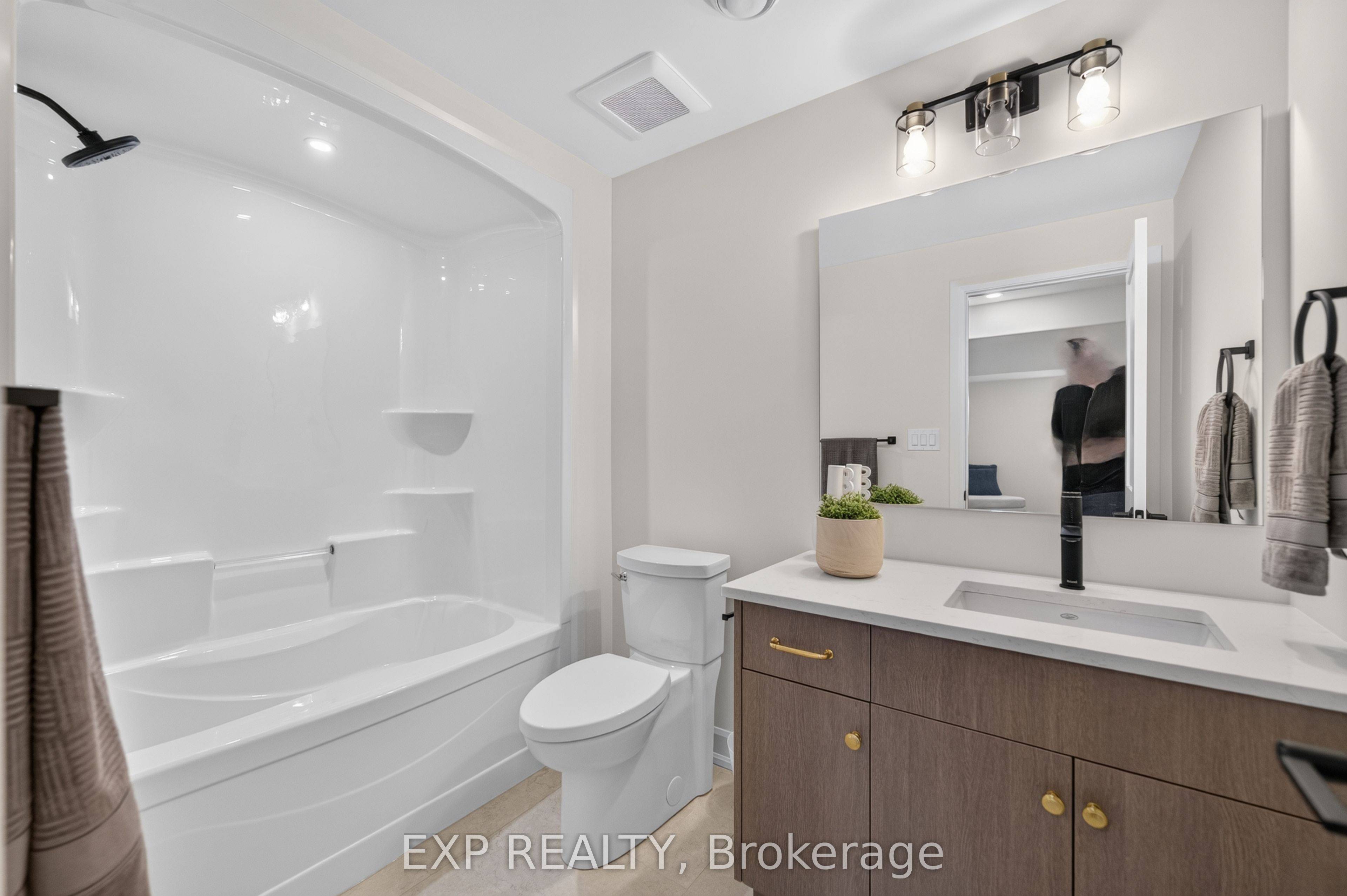 11 Stickles Street Property Photo 28