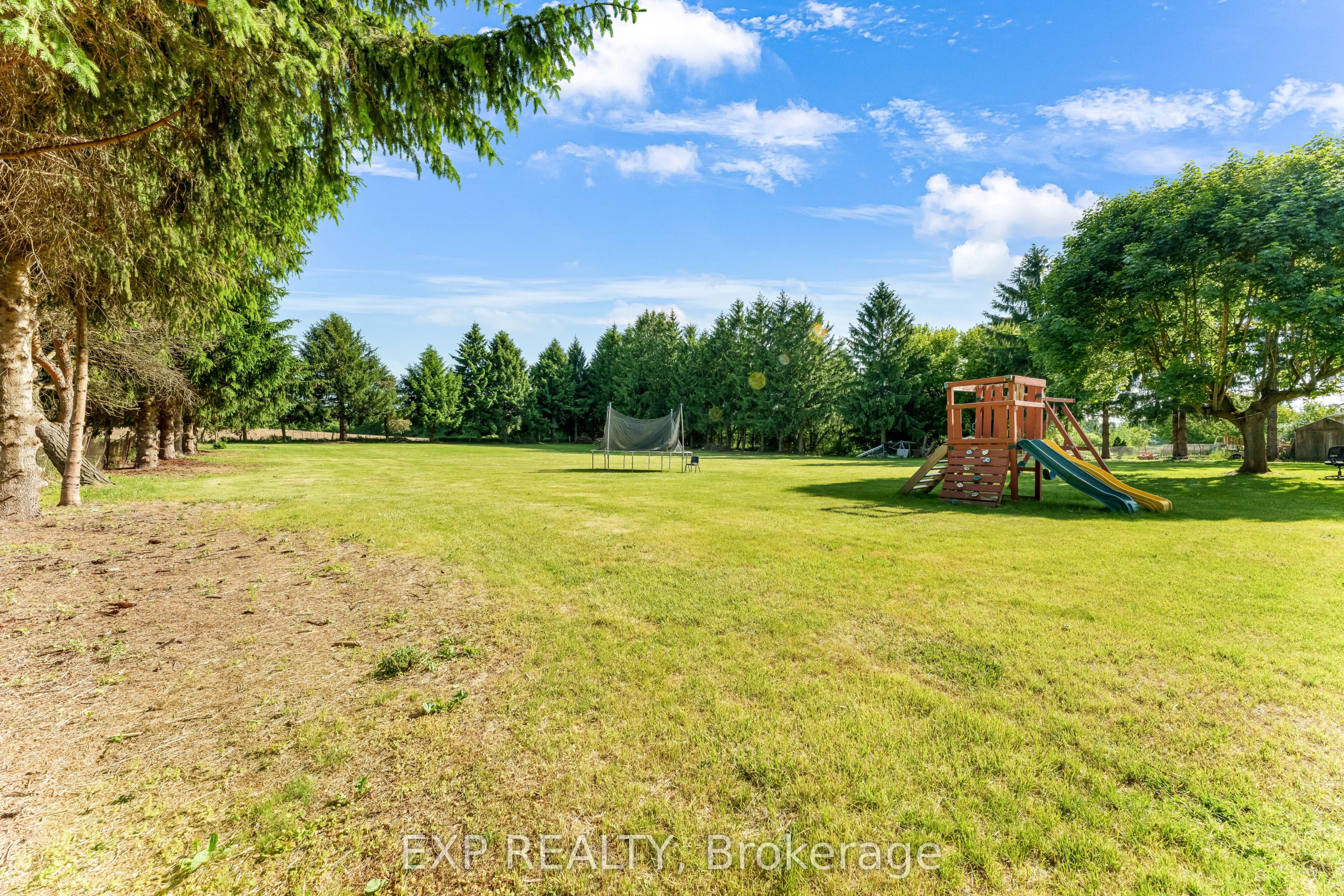 2047 Hamilton Road Property Photo 10