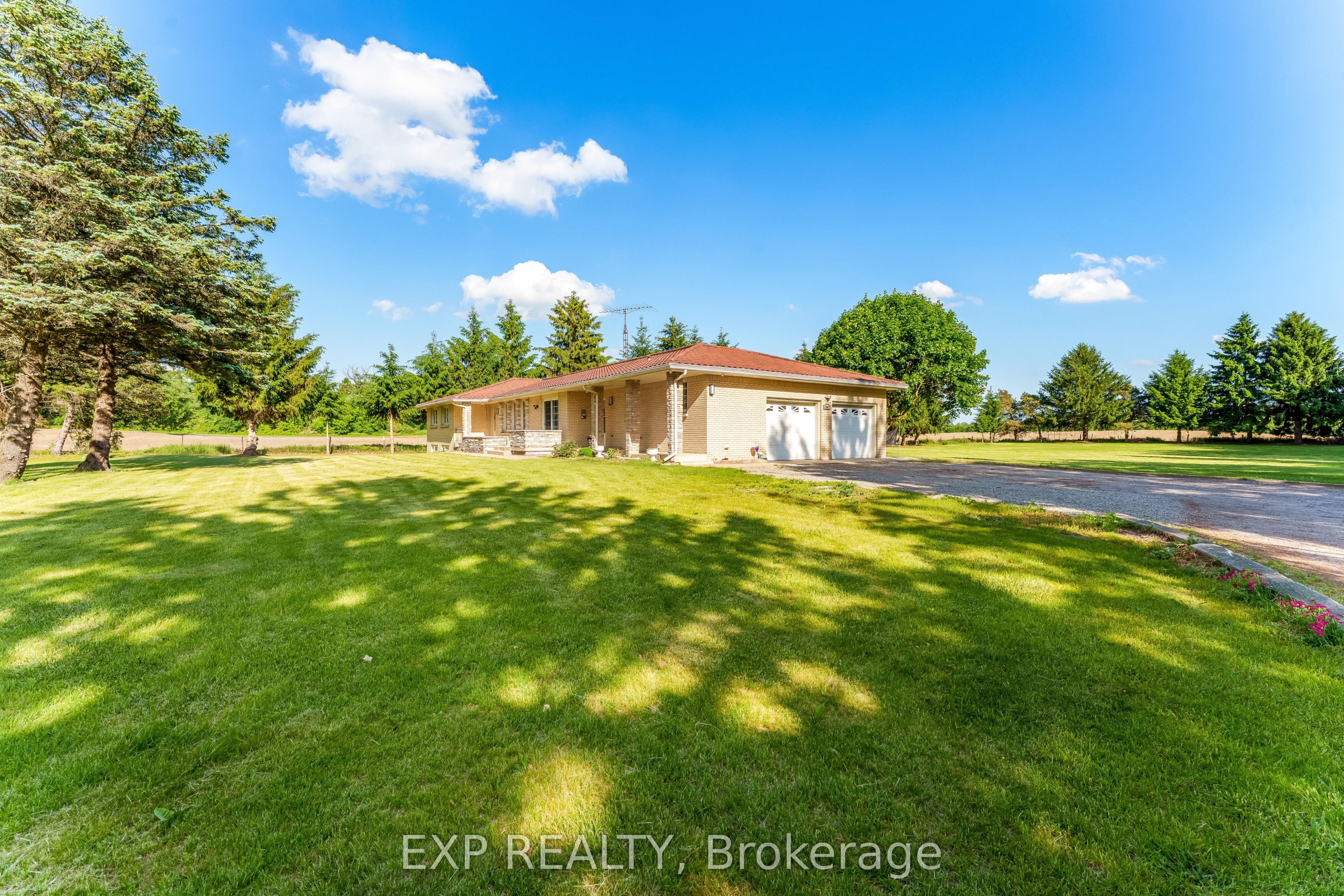 2047 Hamilton Road Property Photo 15