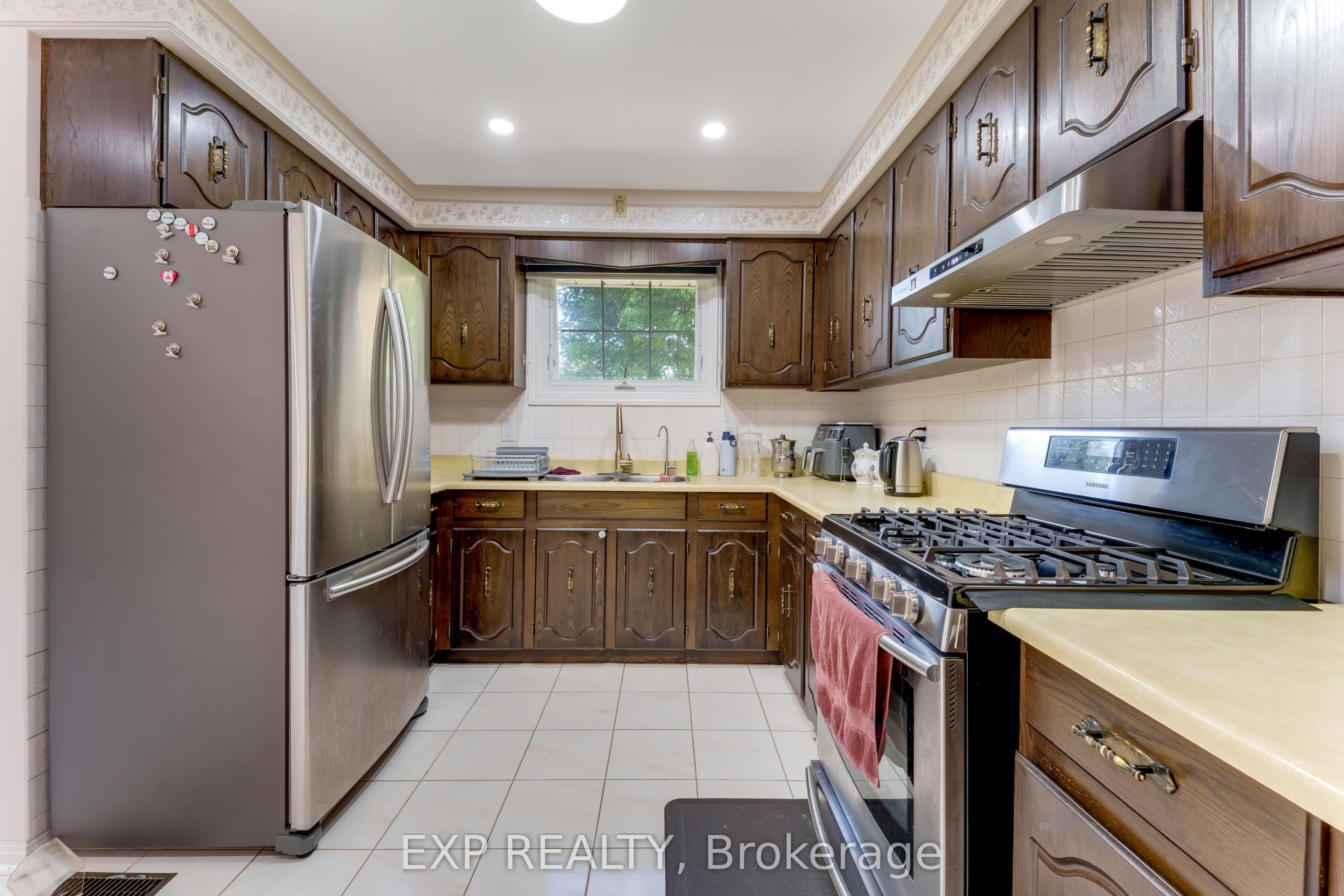 2047 Hamilton Road Property Photo 20