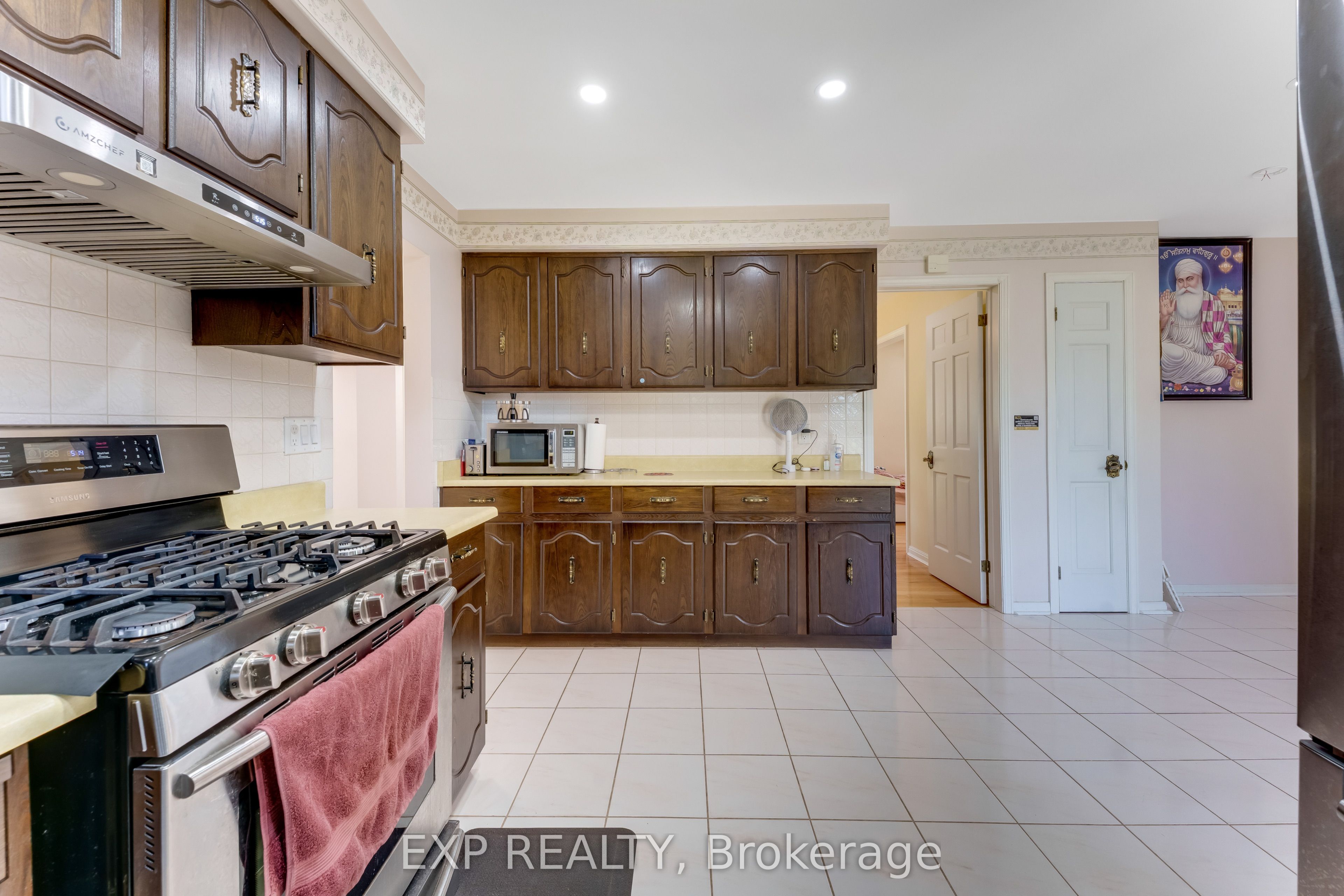 2047 Hamilton Road Property Photo 21