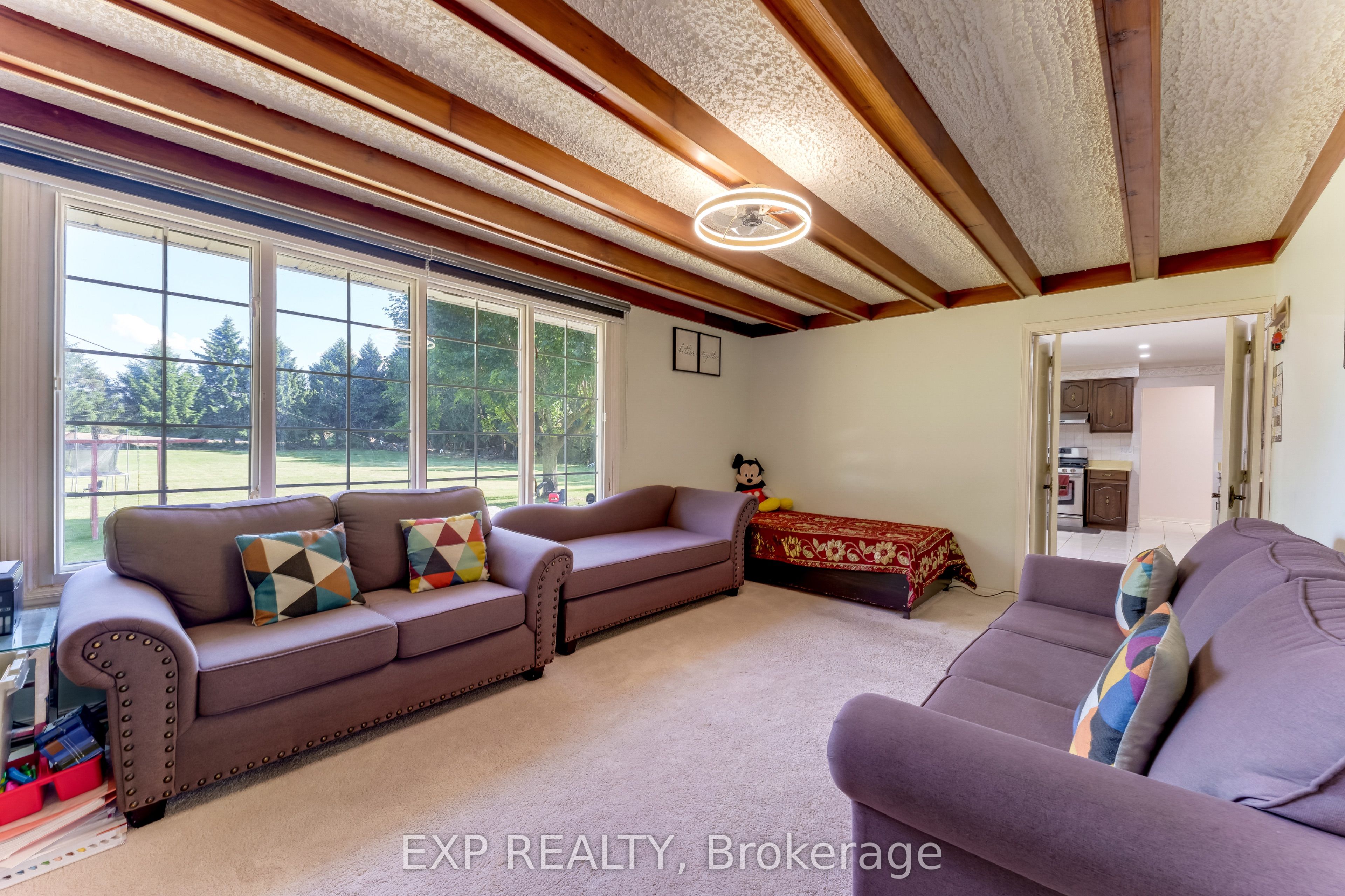2047 Hamilton Road Property Photo 24