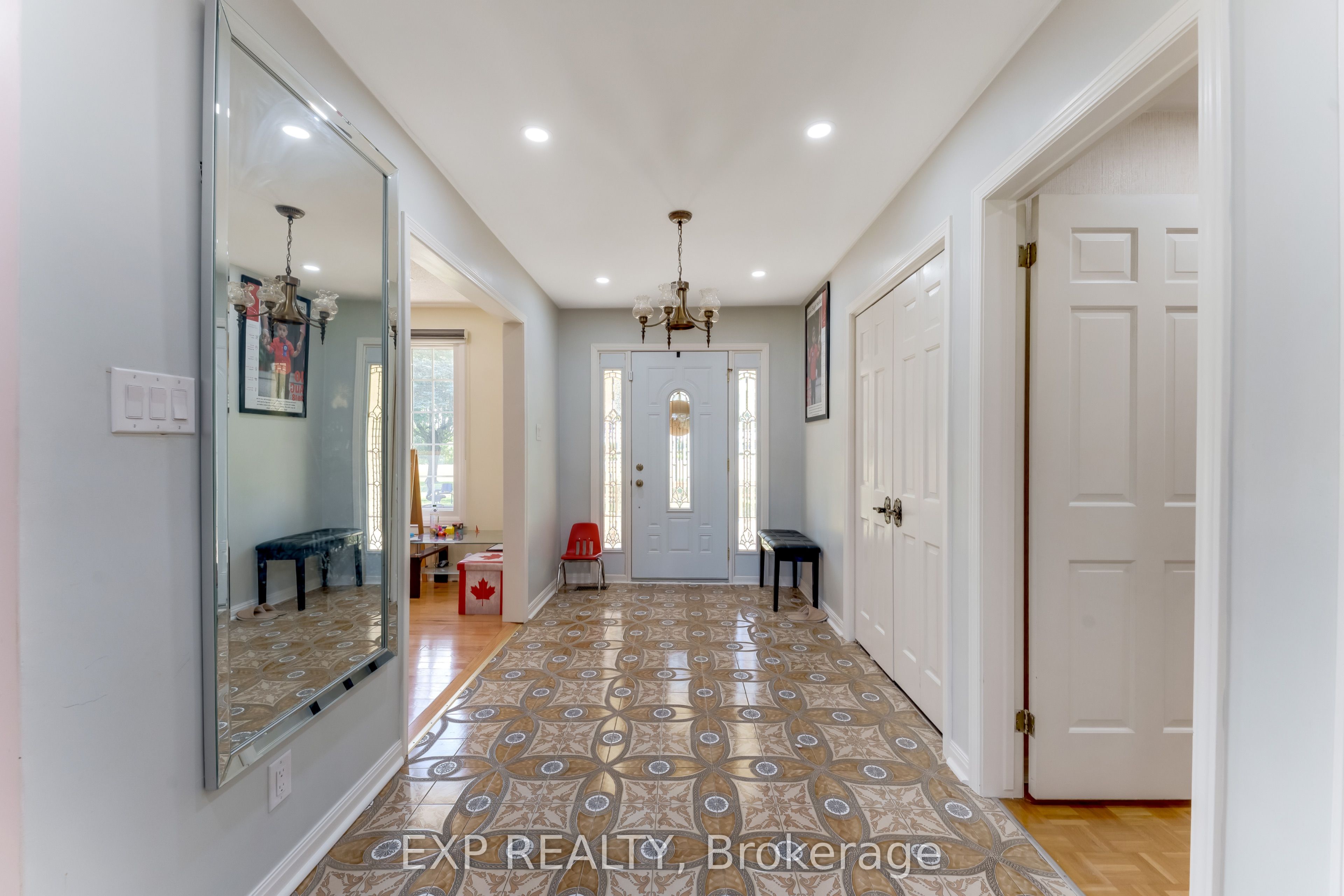 2047 Hamilton Road Property Photo 25