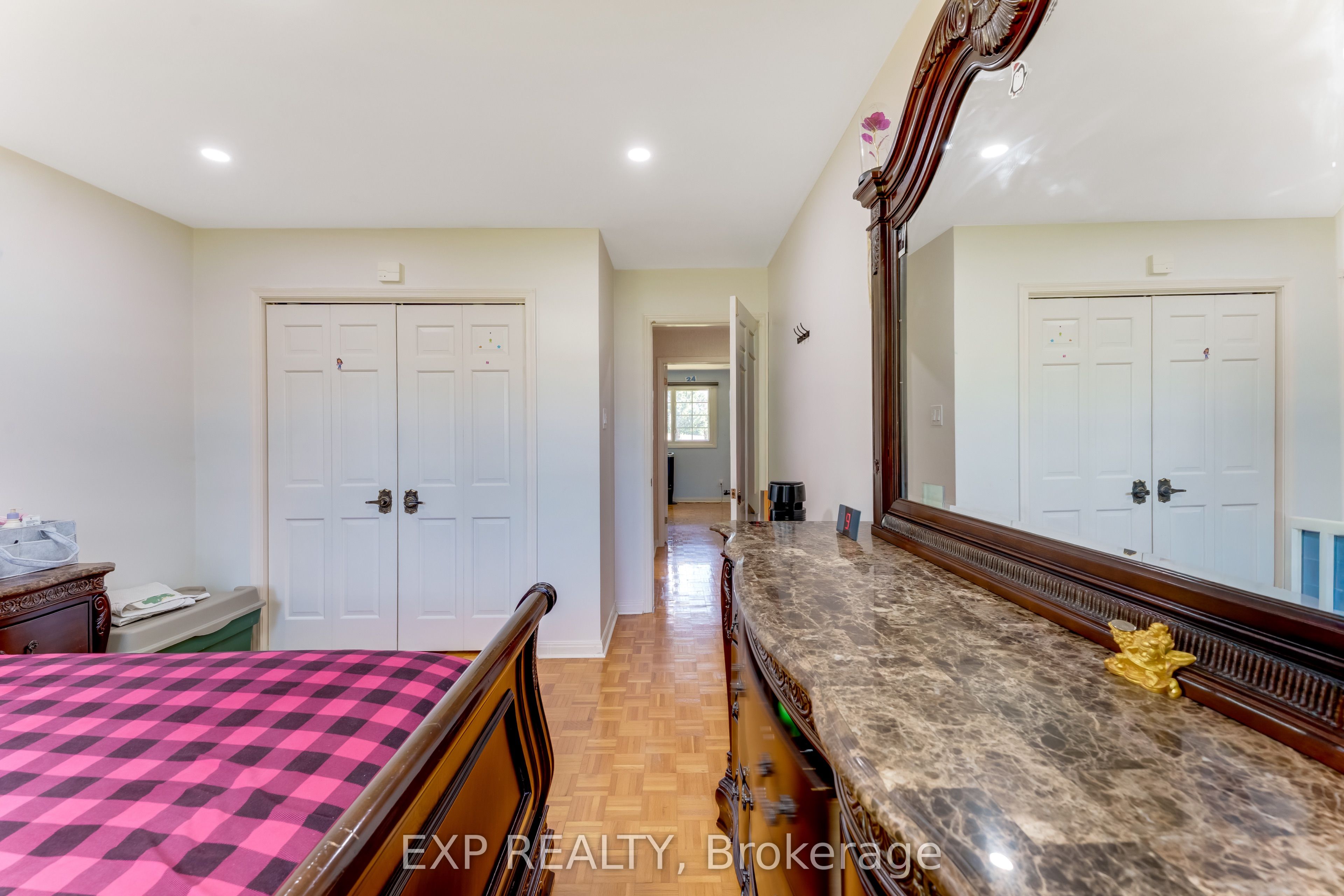 2047 Hamilton Road Property Photo 34
